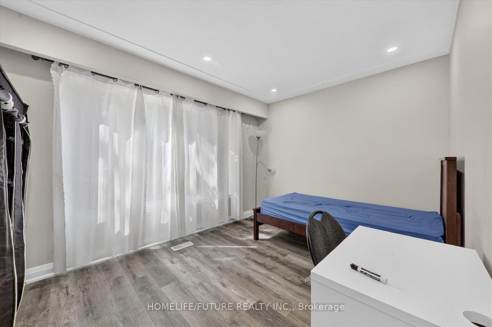 7 Cardill Crescent, #Room A, Waterloo, Waterloo ON N2L 3Y7 7 Cardill Crescent, #Room A, Waterloo, Waterloo ON N2L 3Y7