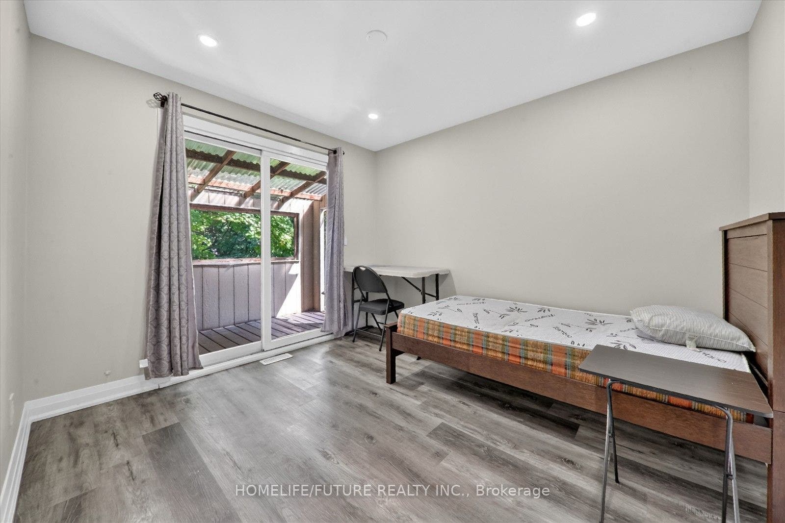 7 Cardill Crescent, #Room A, Waterloo, Waterloo ON N2L 3Y7 7 Cardill Crescent, #Room A, Waterloo, Waterloo ON N2L 3Y7