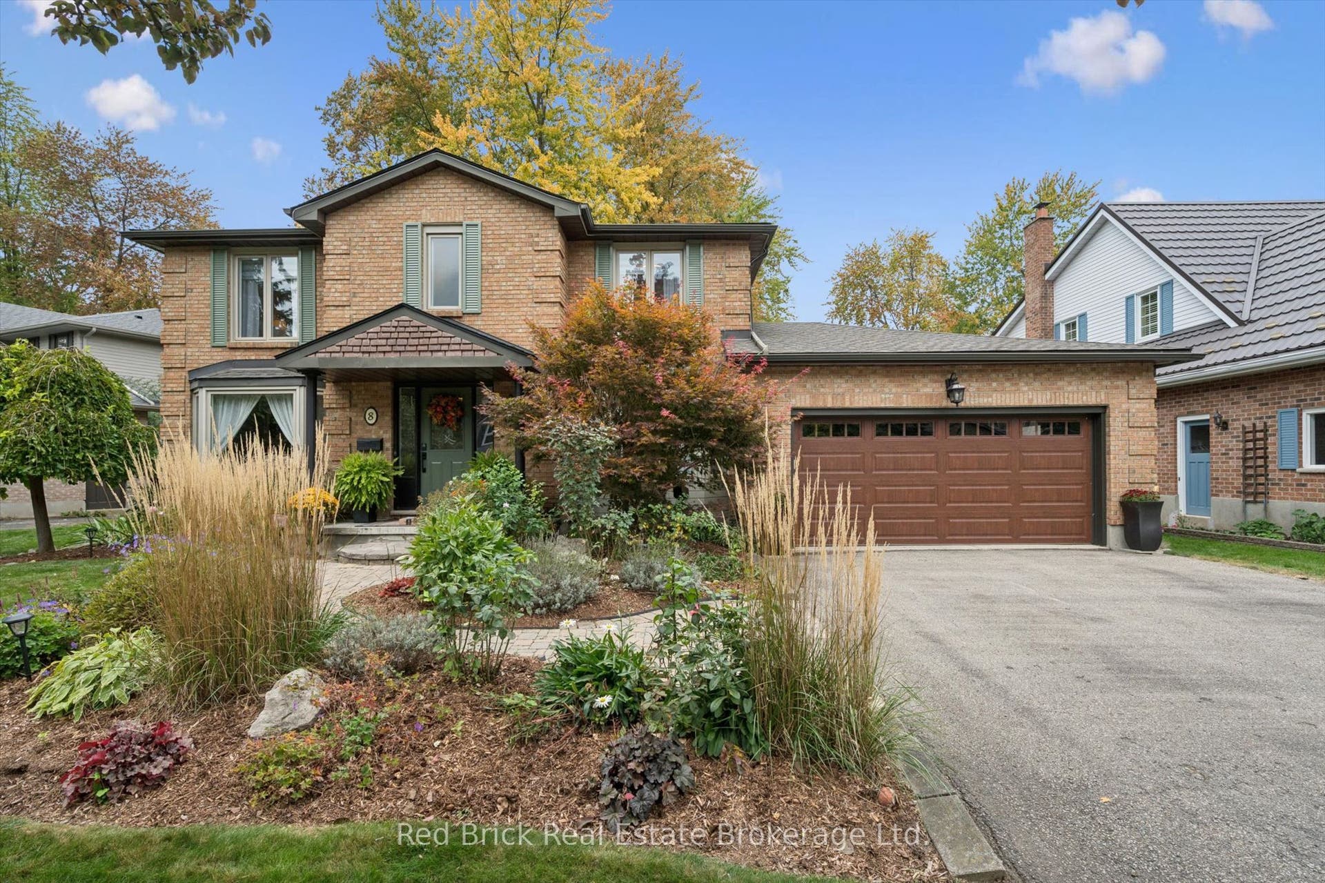 8 Sugarbush Place, Guelph, Wellington ON N1H 7Z3 8 Sugarbush Place, Guelph, Wellington ON N1H 7Z3