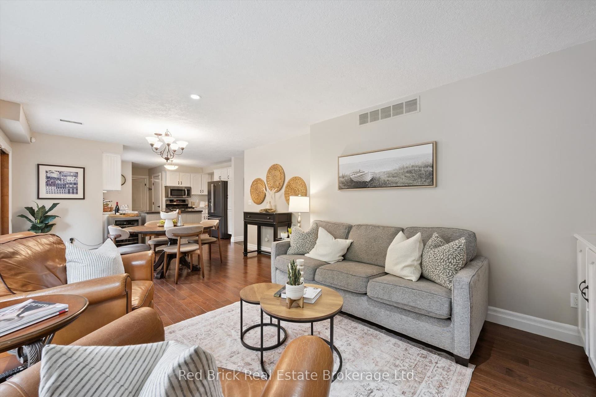 8 Sugarbush Place, Guelph, Wellington ON N1H 7Z3 8 Sugarbush Place, Guelph, Wellington ON N1H 7Z3