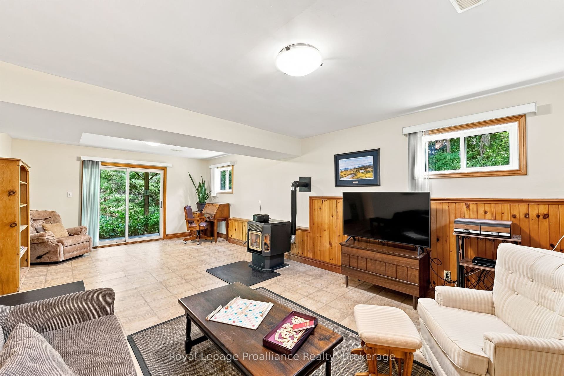 1528 Pinewood School Road, Brighton, Northumberland ON K0K 1R0