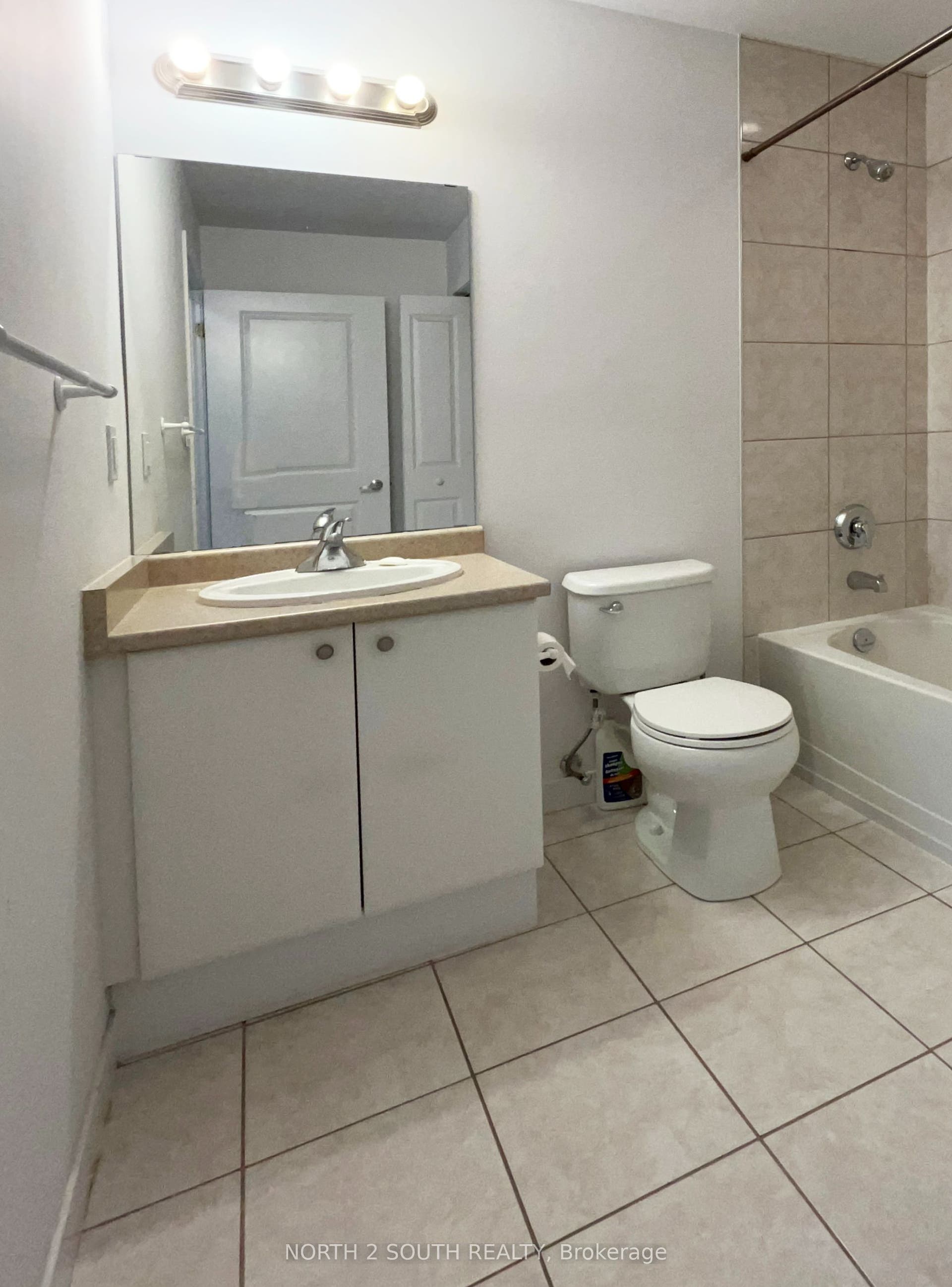 90 Charlton Avenue W, #605, Hamilton, Hamilton ON L8P 0B4 90 Charlton Avenue W, #605, Hamilton, Hamilton ON L8P 0B4