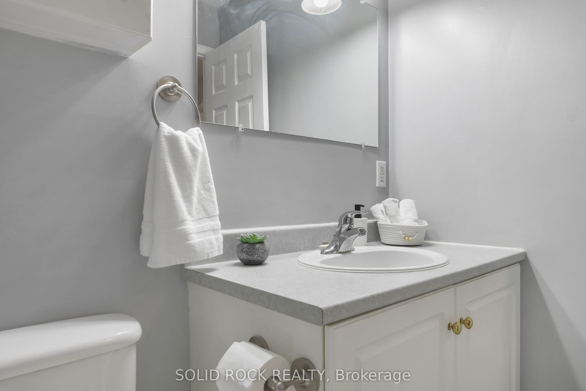 190 Elgin Street W, #207, Arnprior, Renfrew ON K7S 1P1