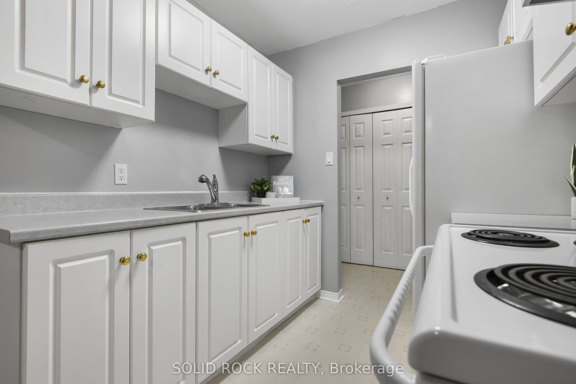 190 Elgin Street W, #207, Arnprior, Renfrew ON K7S 1P1