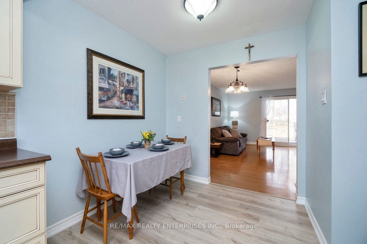 121 Morgan Avenue, #7, Kitchener, Waterloo ON N2A 2M4 121 Morgan Avenue, #7, Kitchener, Waterloo ON N2A 2M4