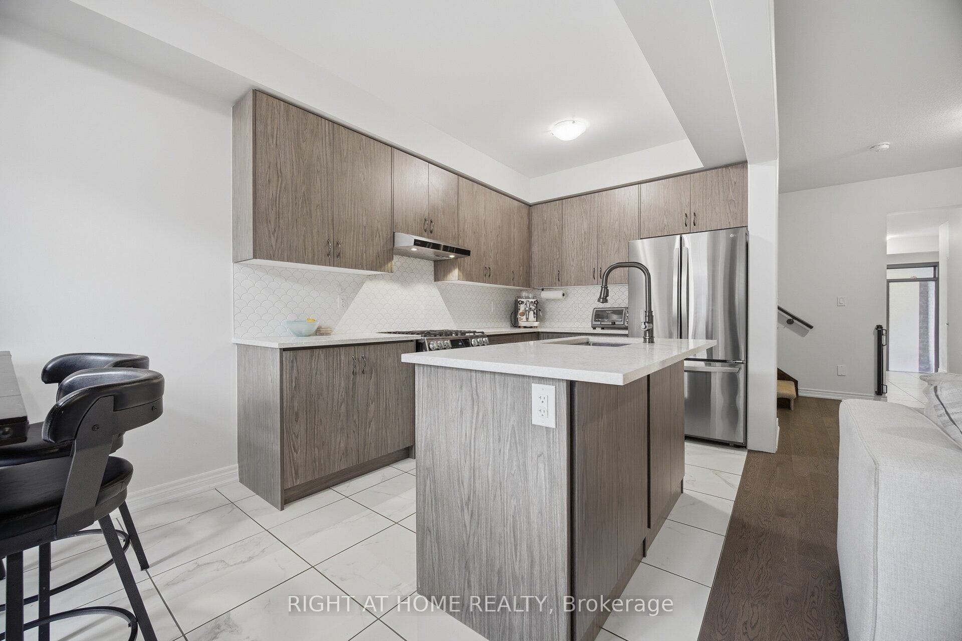166 Deerpath Drive, #79, Guelph, Guelph, Wellington ON N1K 0E2 166 Deerpath Drive, #79, Guelph, Guelph, Wellington ON N1K 0E2