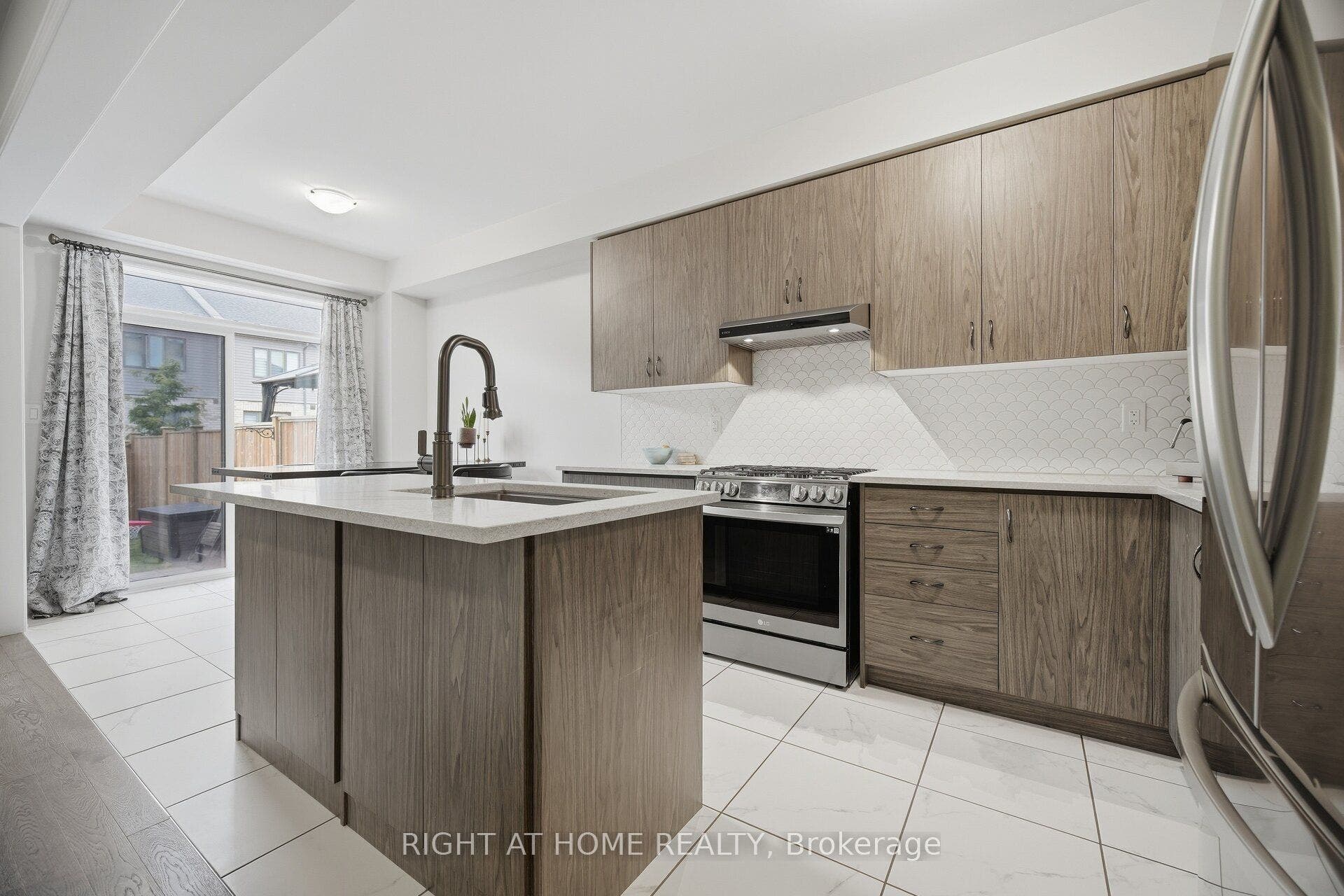 166 Deerpath Drive, #79, Guelph, Guelph, Wellington ON N1K 0E2 166 Deerpath Drive, #79, Guelph, Guelph, Wellington ON N1K 0E2