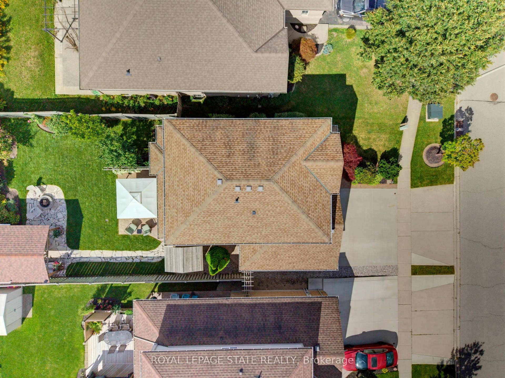 135 Mcnichol Drive, Cambridge, Waterloo ON N1P 1G8 135 Mcnichol Drive, Cambridge, Waterloo ON N1P 1G8