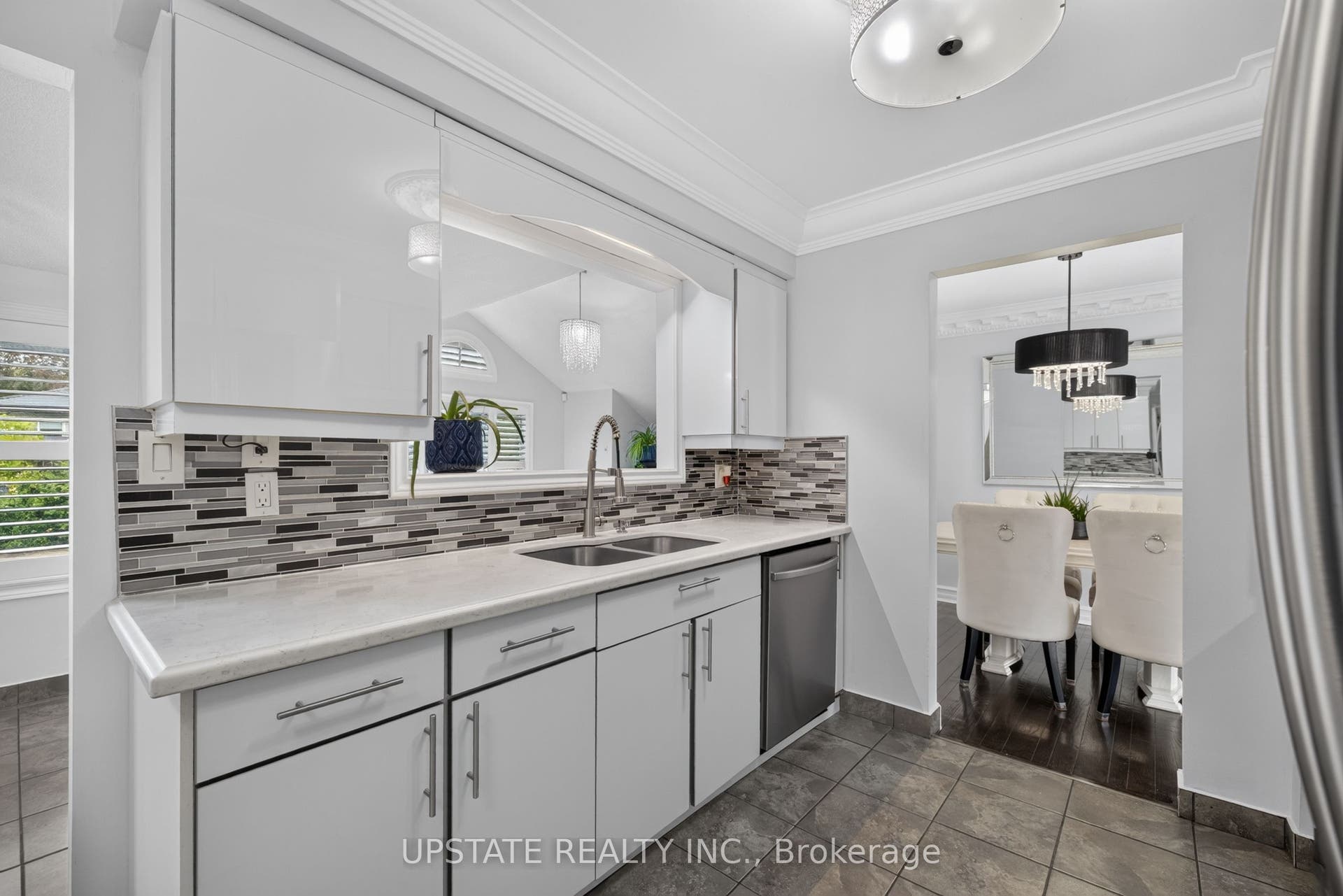 221 Cedarwoods Crescent, Kitchener, Kitchener, Waterloo ON N2C 2K1 221 Cedarwoods Crescent, Kitchener, Kitchener, Waterloo ON N2C 2K1
