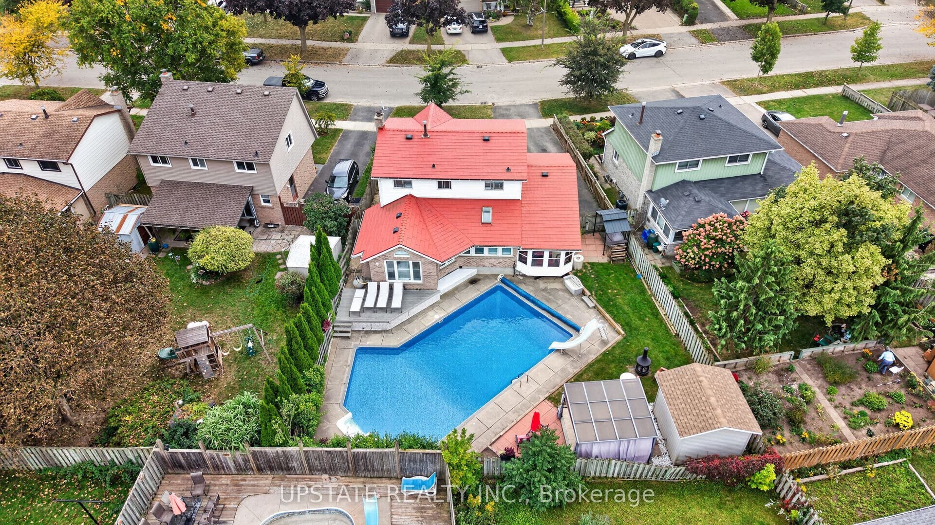 221 Cedarwoods Crescent, Kitchener, Kitchener, Waterloo ON N2C 2K1 221 Cedarwoods Crescent, Kitchener, Kitchener, Waterloo ON N2C 2K1
