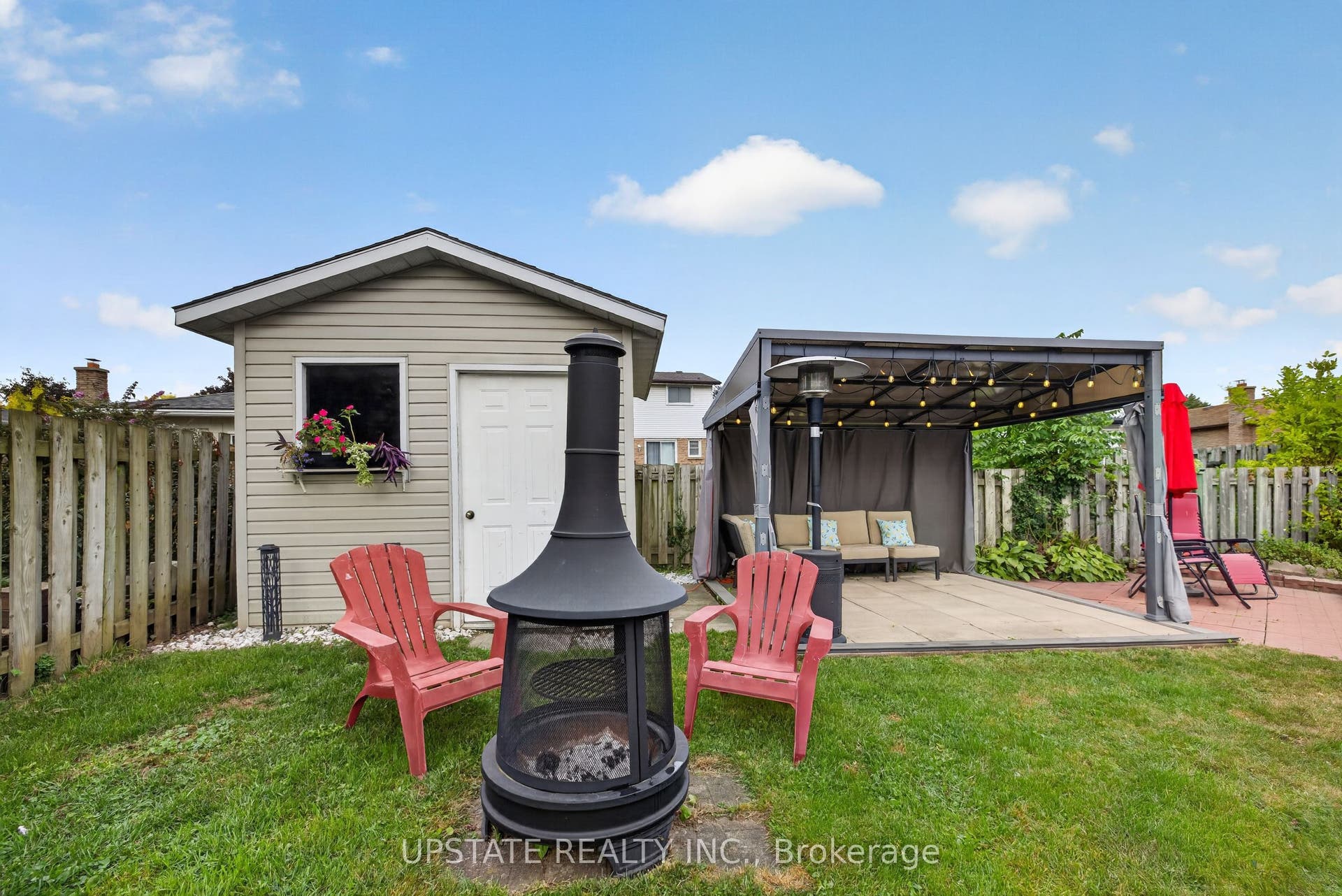 221 Cedarwoods Crescent, Kitchener, Kitchener, Waterloo ON N2C 2K1 221 Cedarwoods Crescent, Kitchener, Kitchener, Waterloo ON N2C 2K1