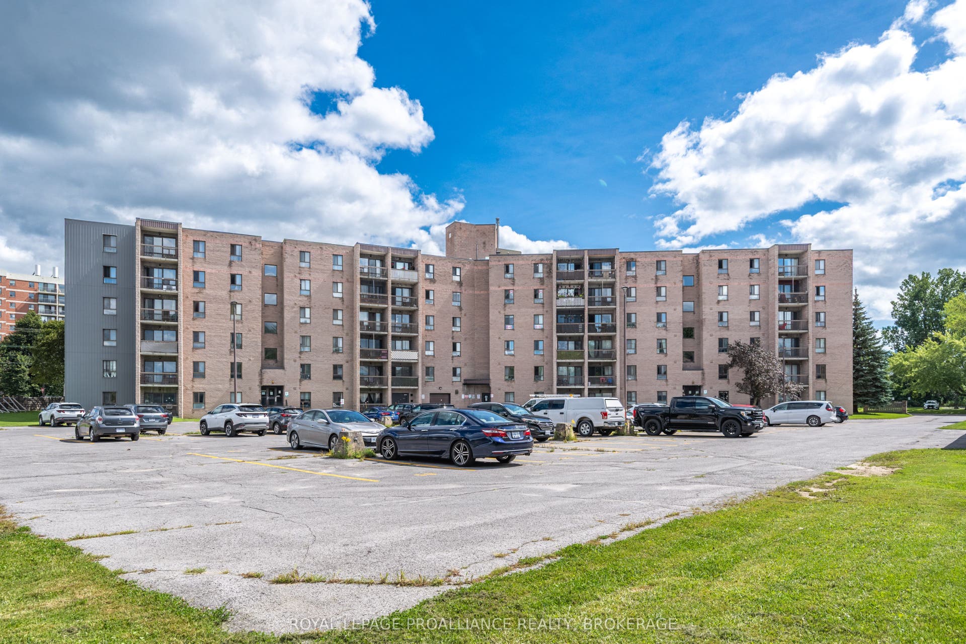 17 Eldon Hall Place, #112, Kingston, Frontenac ON K7M 7H5 17 Eldon Hall Place, #112, Kingston, Frontenac ON K7M 7H5