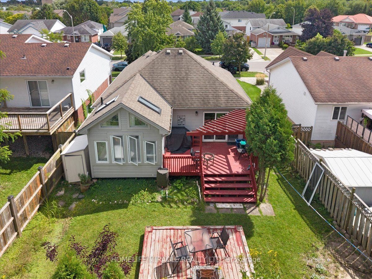 150 Bankside Drive, Kitchener, Waterloo ON N2N 3E4 150 Bankside Drive, Kitchener, Waterloo ON N2N 3E4