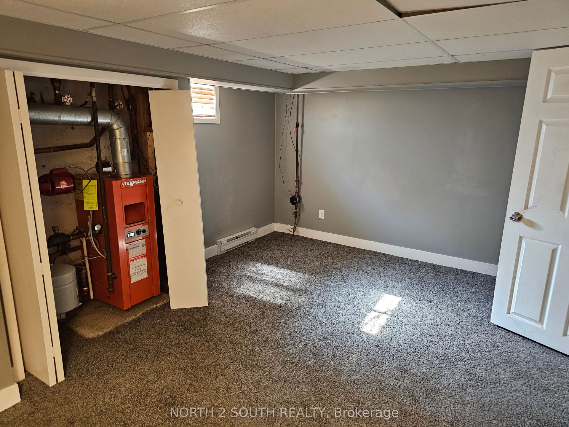 326 Erie Avenue, Brantford, Brantford ON N3S 2H8 326 Erie Avenue, Brantford, Brantford ON N3S 2H8