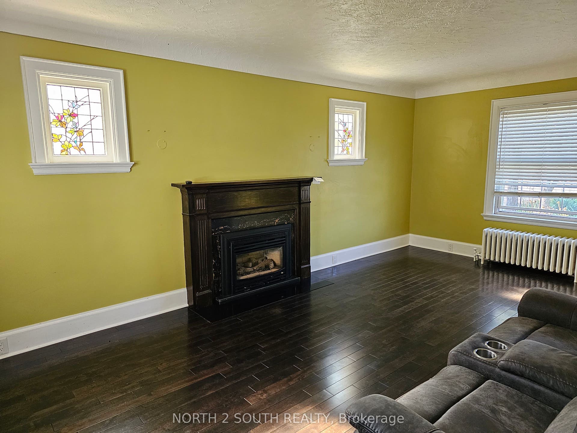 326 Erie Avenue, Brantford, Brantford ON N3S 2H8 326 Erie Avenue, Brantford, Brantford ON N3S 2H8