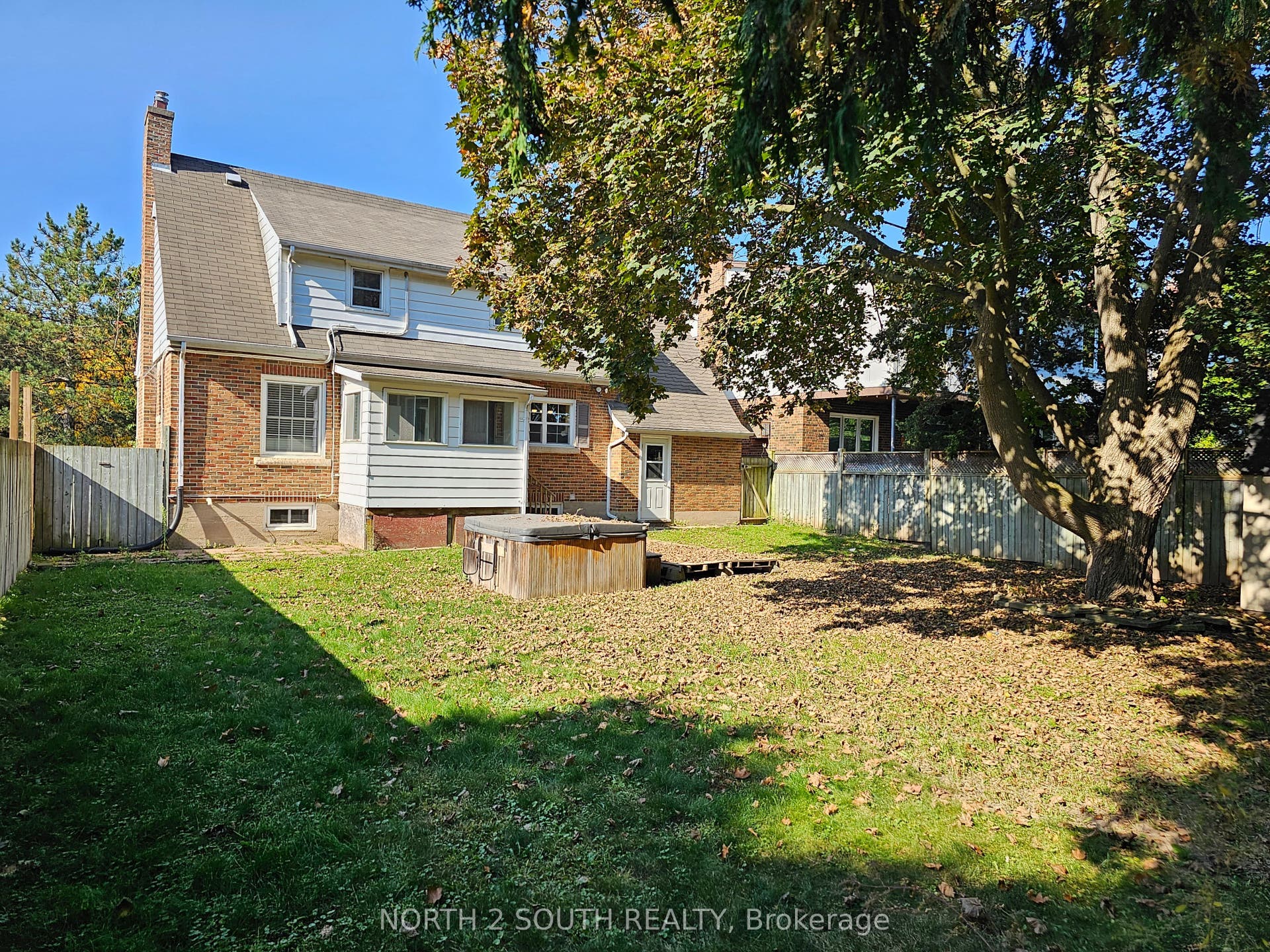 326 Erie Avenue, Brantford, Brantford ON N3S 2H8 326 Erie Avenue, Brantford, Brantford ON N3S 2H8