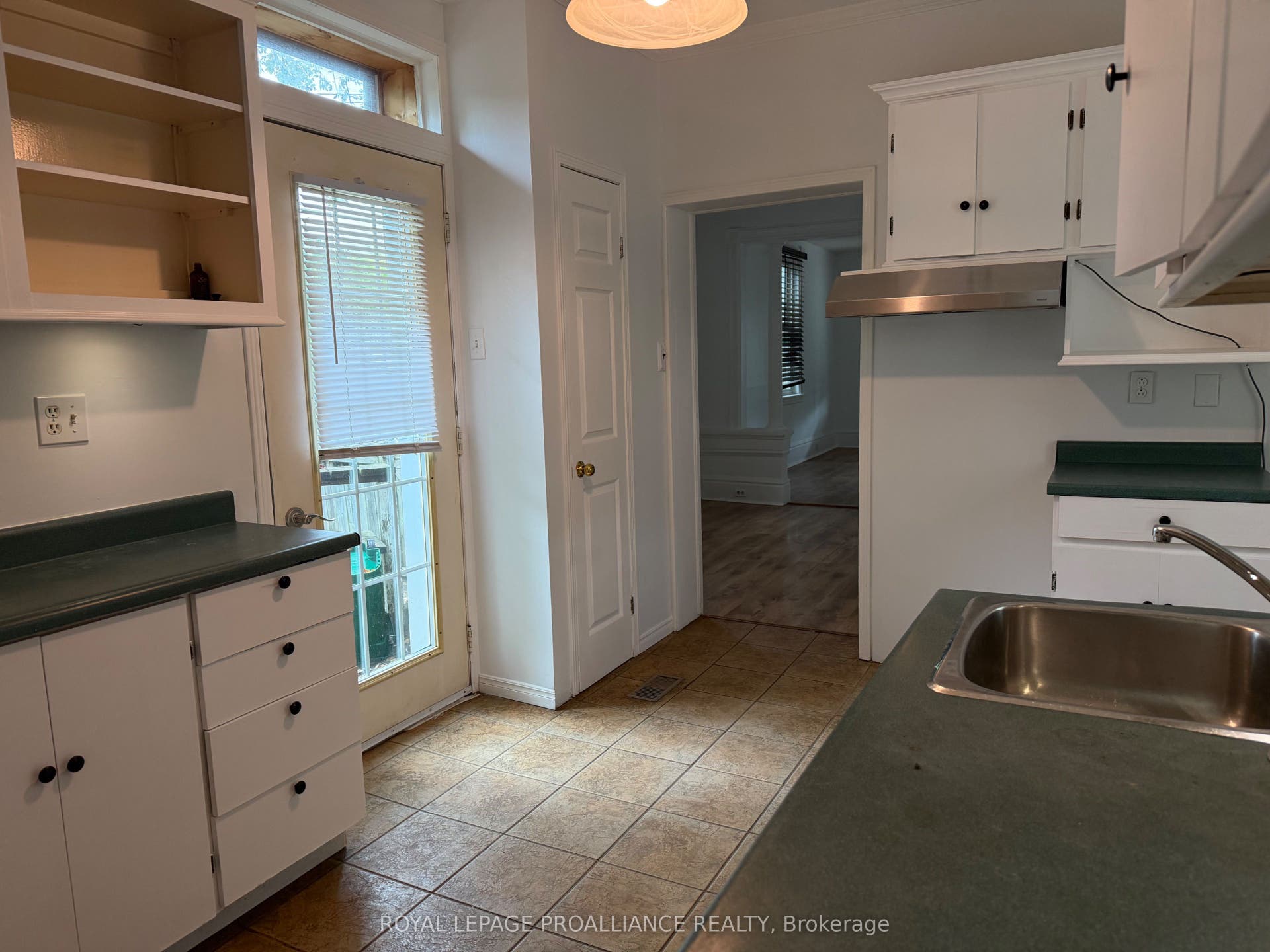 108 Buell Street, Brockville, Leeds And Grenville ON K6V 4Y6 108 Buell Street, Brockville, Leeds And Grenville ON K6V 4Y6