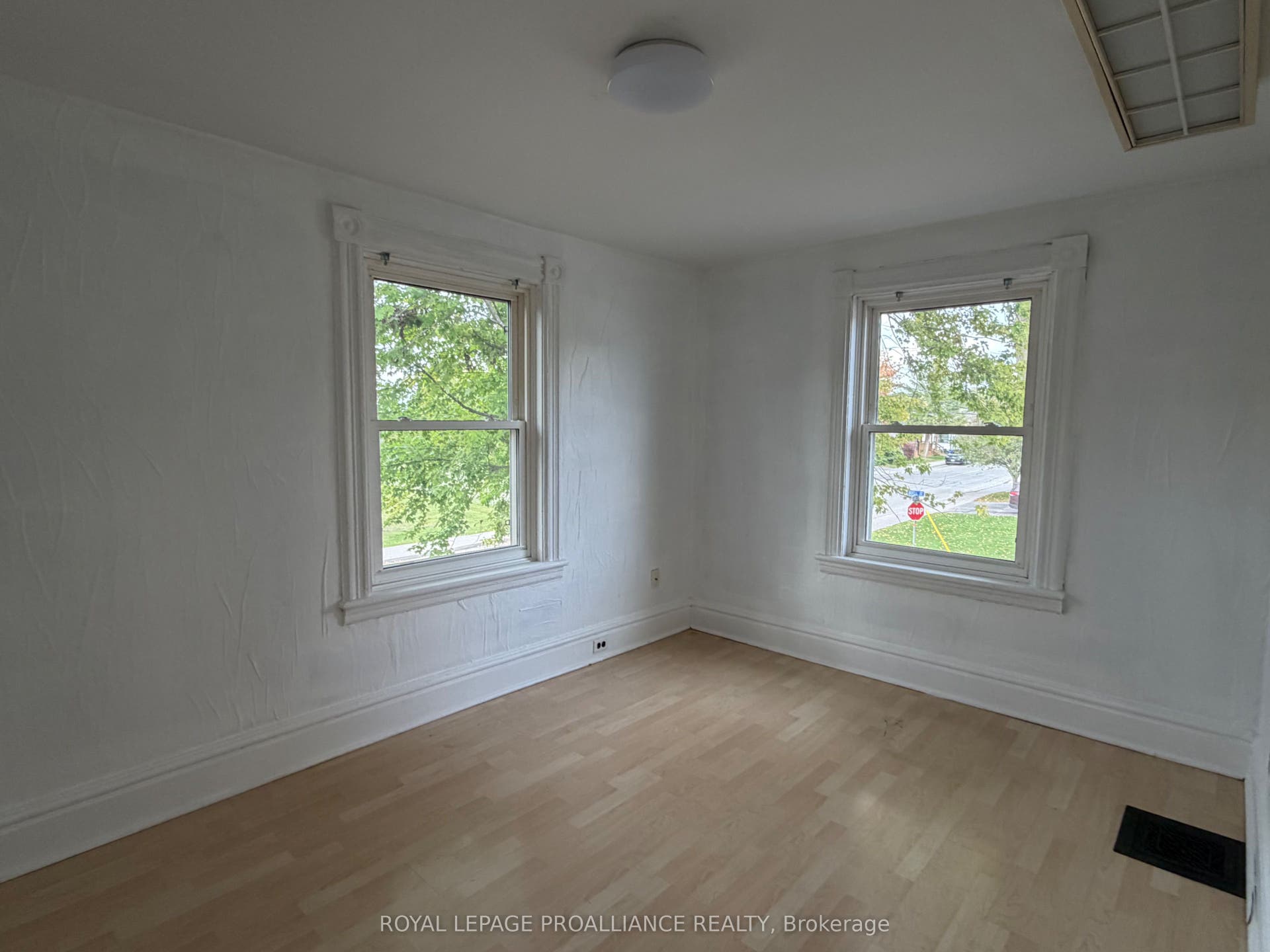 108 Buell Street, Brockville, Leeds And Grenville ON K6V 4Y6 108 Buell Street, Brockville, Leeds And Grenville ON K6V 4Y6