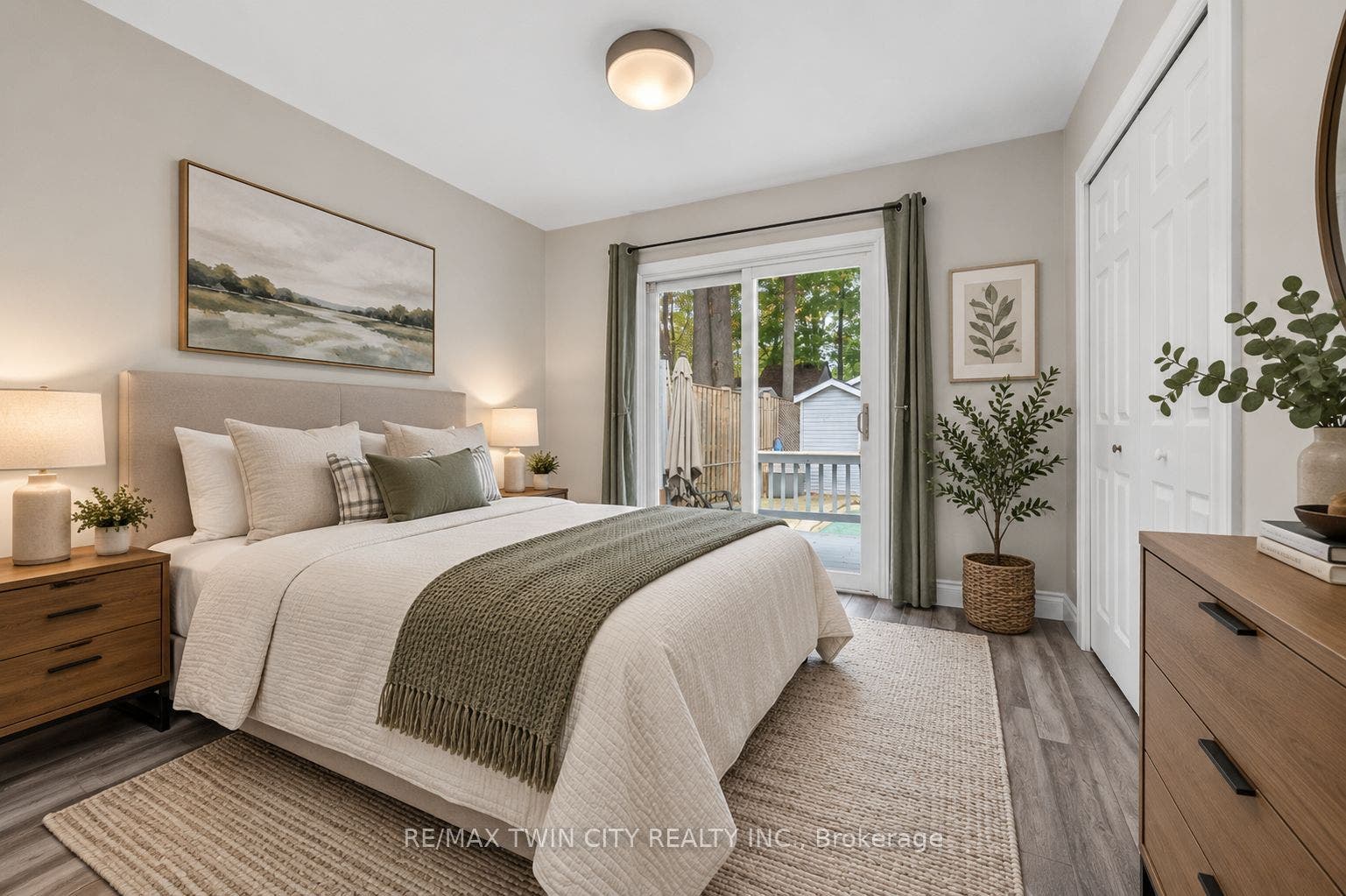 150 Coach Hill Drive, Kitchener, Waterloo ON N2E 1P4 AI assisted image - virtually staged bedroom.