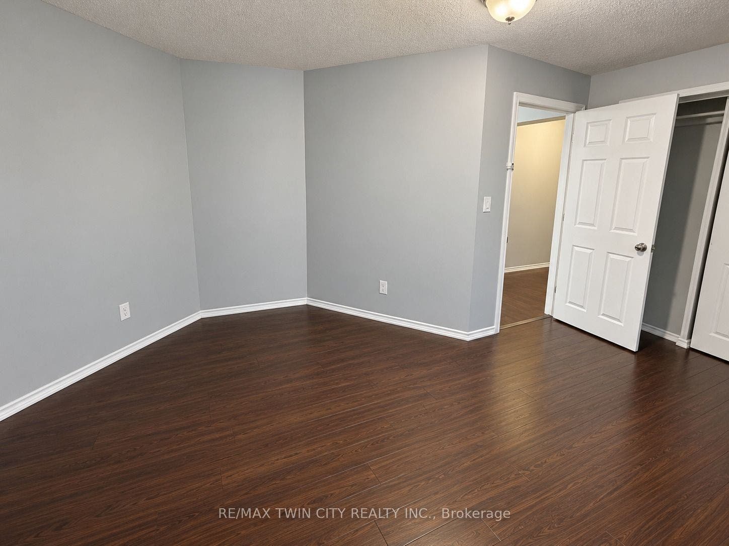 920 Marl Meadow Court, Kitchener, Waterloo ON N2R 1L4 920 Marl Meadow Court, Kitchener, Waterloo ON N2R 1L4