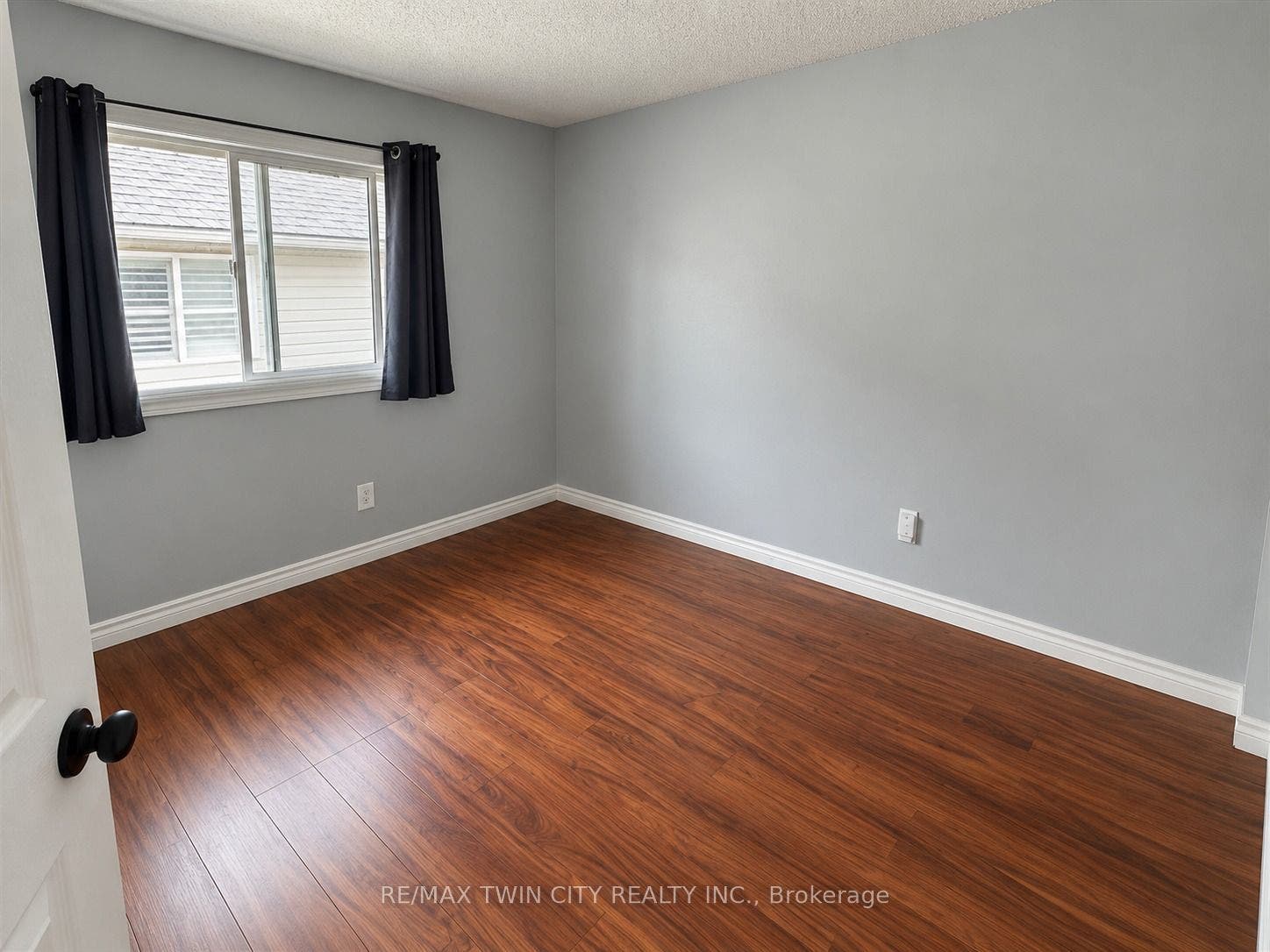 920 Marl Meadow Court, Kitchener, Waterloo ON N2R 1L4 920 Marl Meadow Court, Kitchener, Waterloo ON N2R 1L4