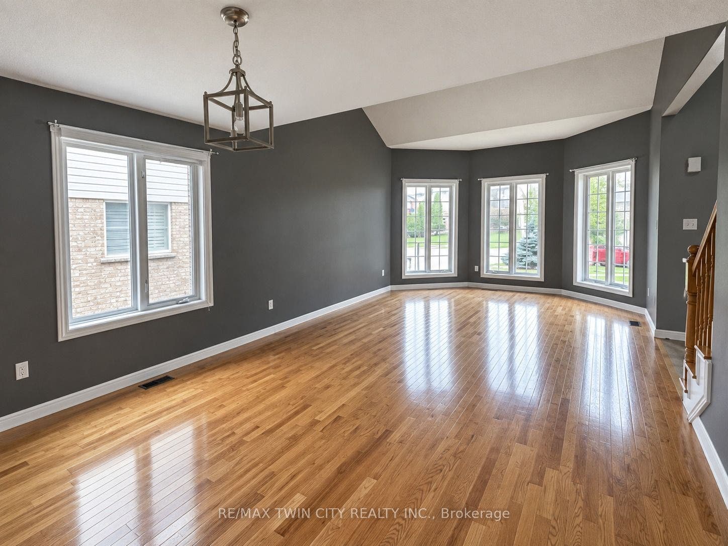920 Marl Meadow Court, Kitchener, Waterloo ON N2R 1L4 920 Marl Meadow Court, Kitchener, Waterloo ON N2R 1L4