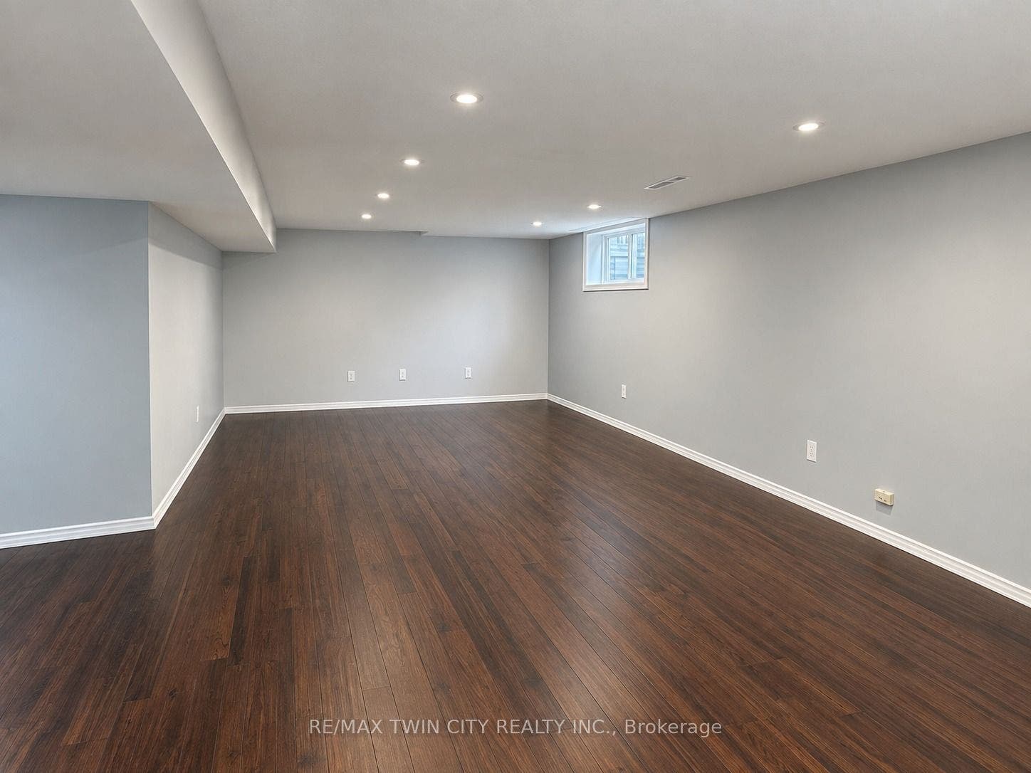 920 Marl Meadow Court, Kitchener, Waterloo ON N2R 1L4 920 Marl Meadow Court, Kitchener, Waterloo ON N2R 1L4