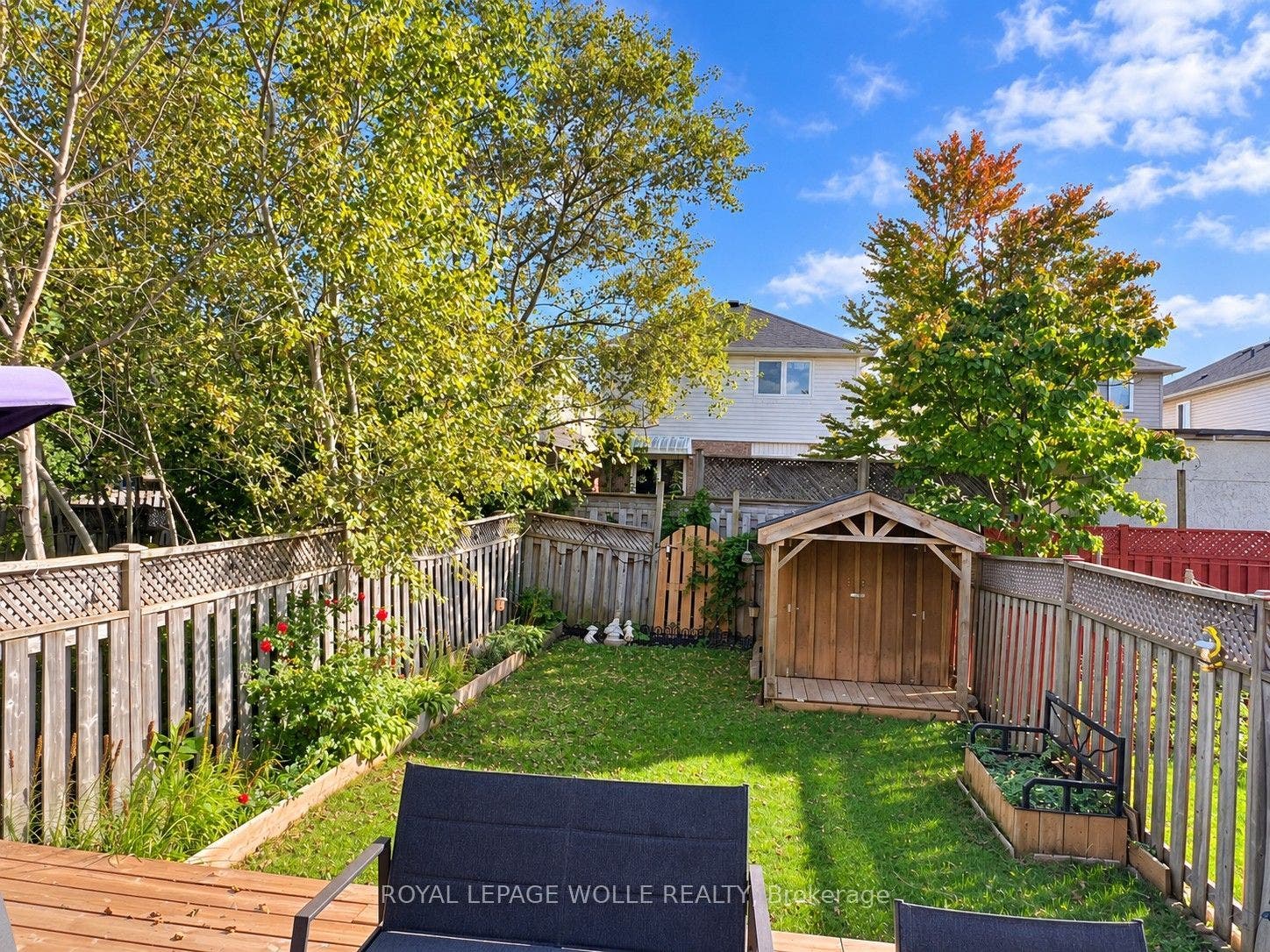208 Activa Avenue, Kitchener, Waterloo ON N2E 3T8 208 Activa Avenue, Kitchener, Waterloo ON N2E 3T8