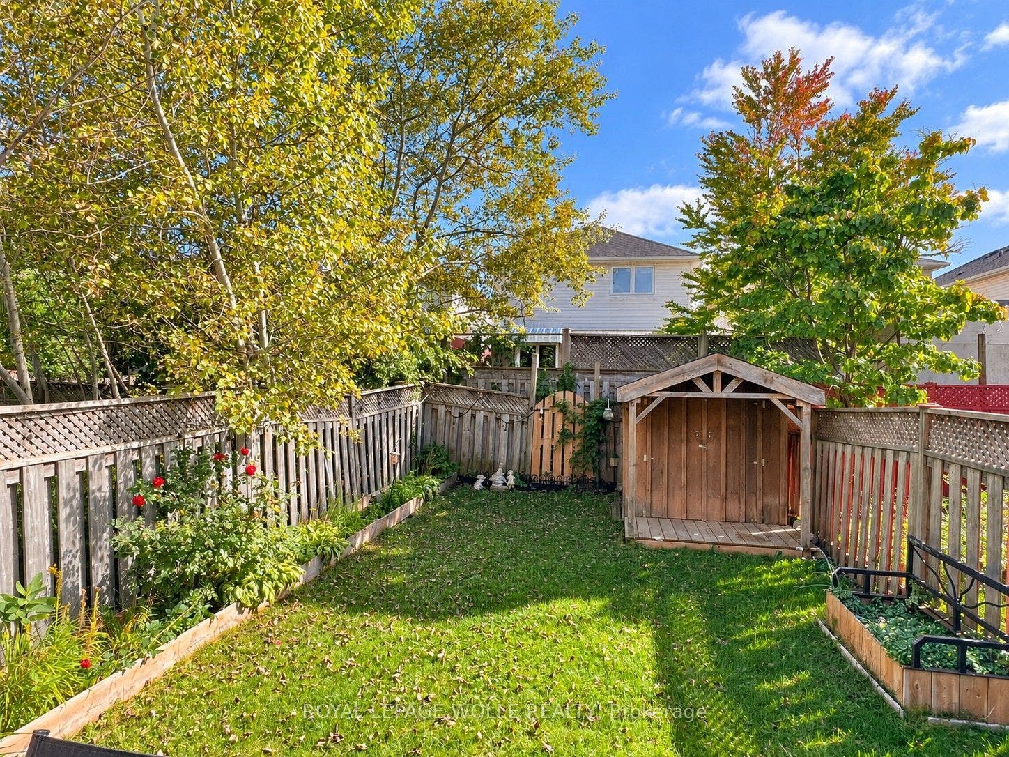 208 Activa Avenue, Kitchener, Waterloo ON N2E 3T8 208 Activa Avenue, Kitchener, Waterloo ON N2E 3T8