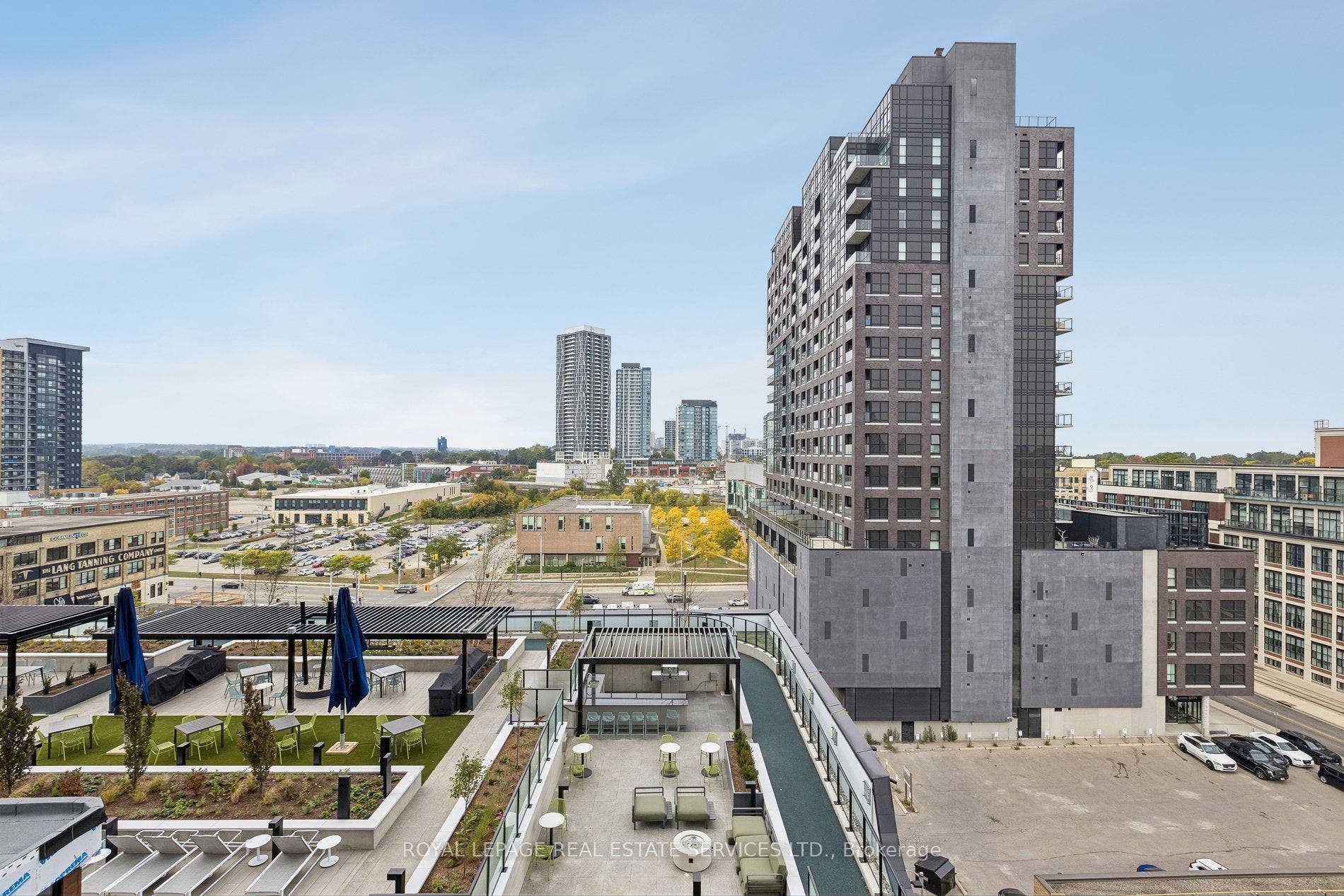 30 Francis Street S, #909, Kitchener, Waterloo ON N2G 0H1 City Views