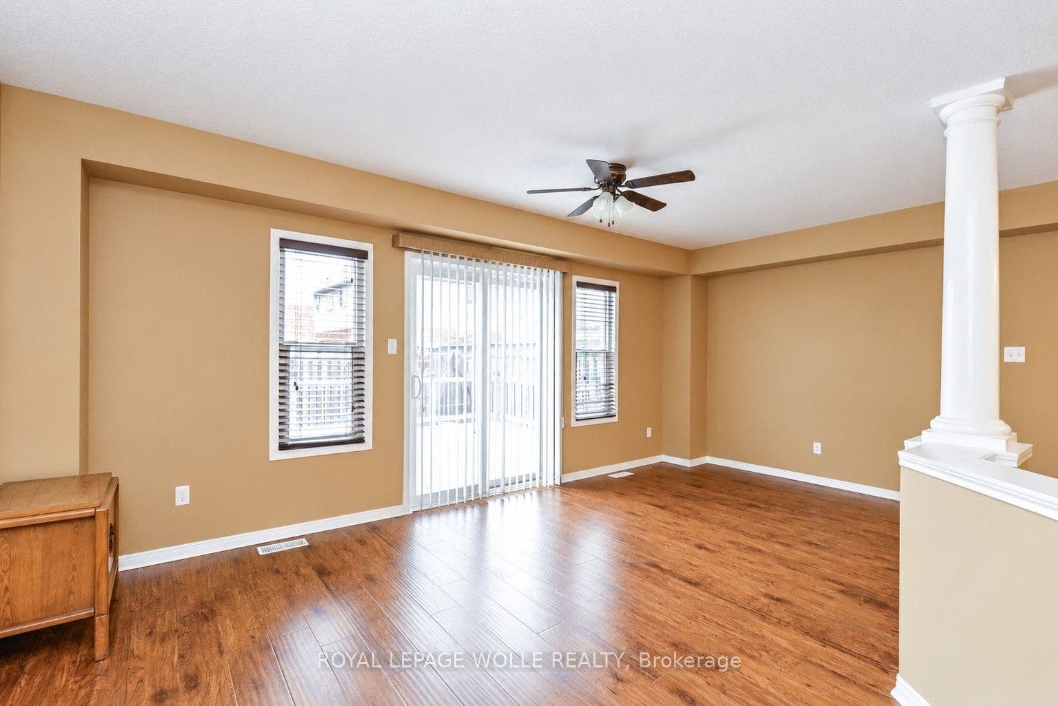 16 Frankfurt Street, Kitchener, Waterloo ON N2R 1T5 16 Frankfurt Street, Kitchener, Waterloo ON N2R 1T5