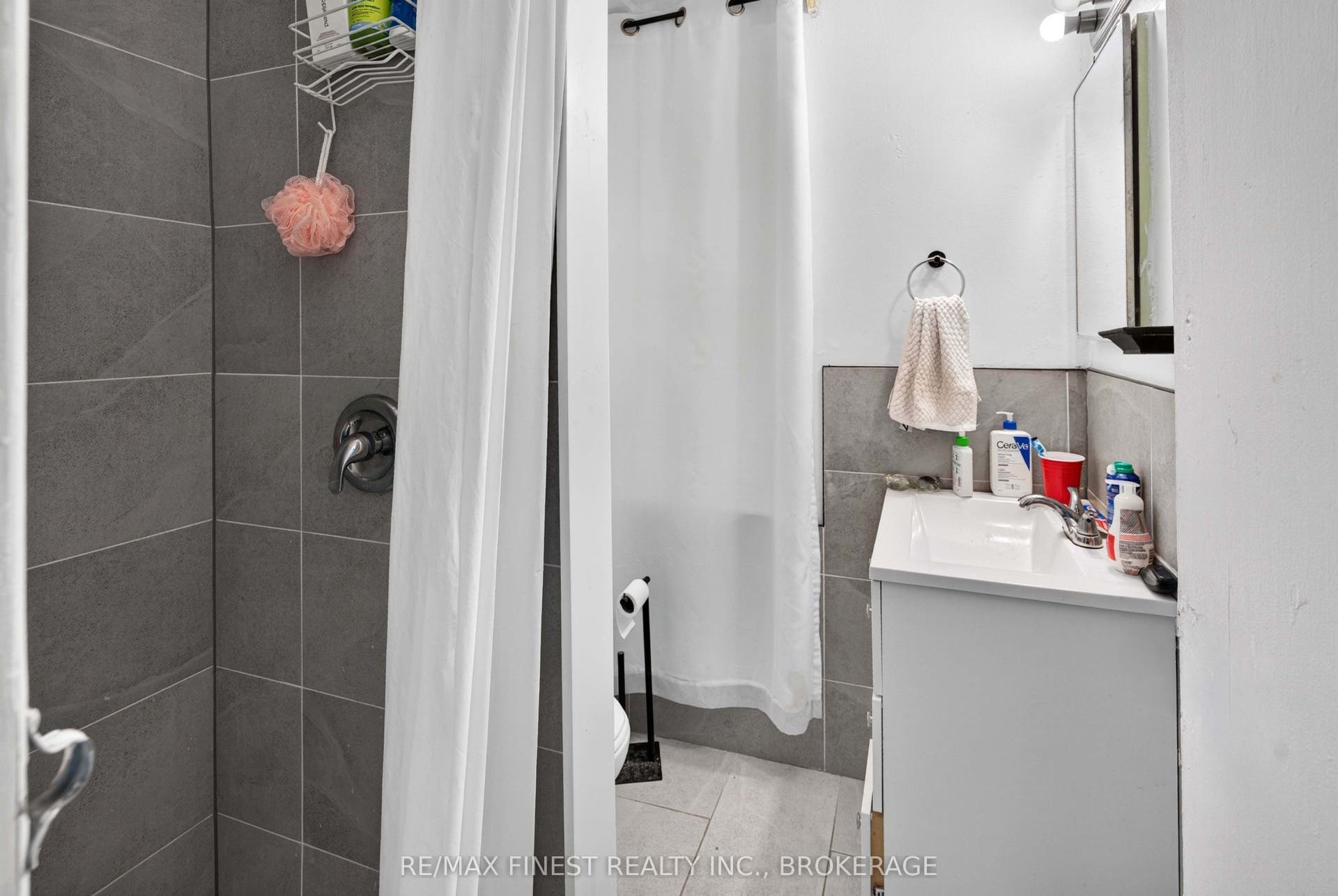 364 Brock Street, Kingston, Frontenac ON K7L 1T1