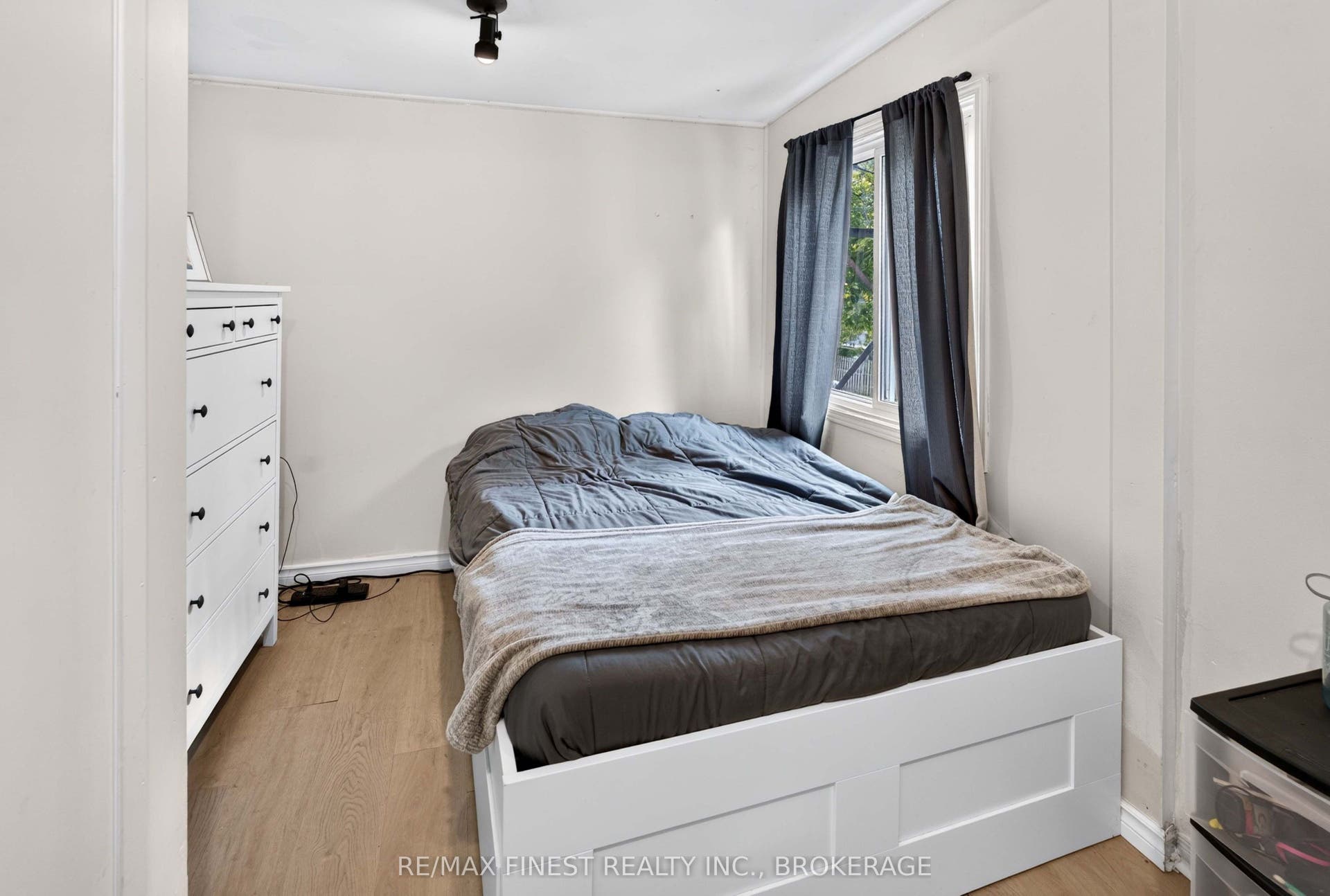 364 Brock Street, Kingston, Frontenac ON K7L 1T1