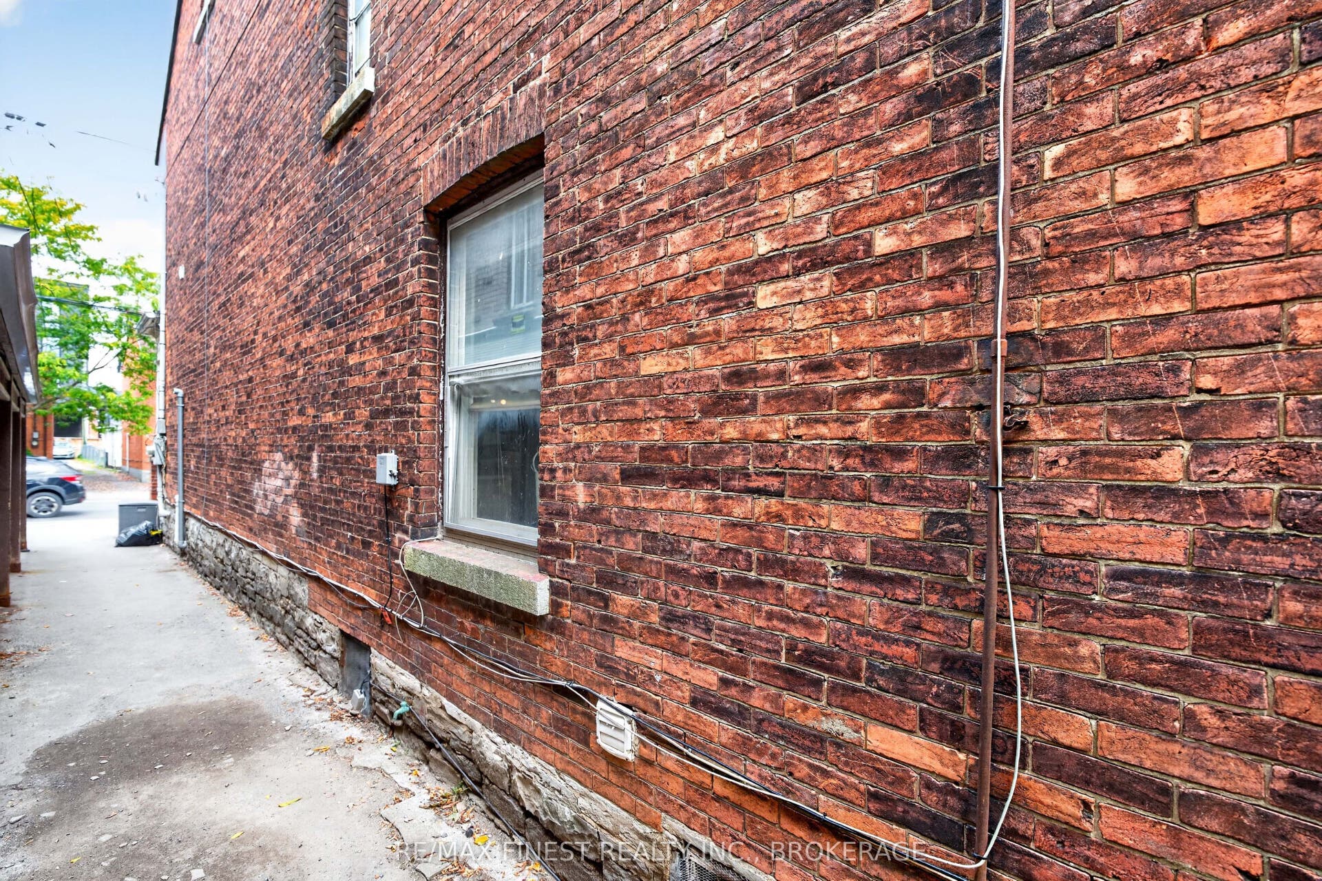 364 Brock Street, Kingston, Frontenac ON K7L 1T1