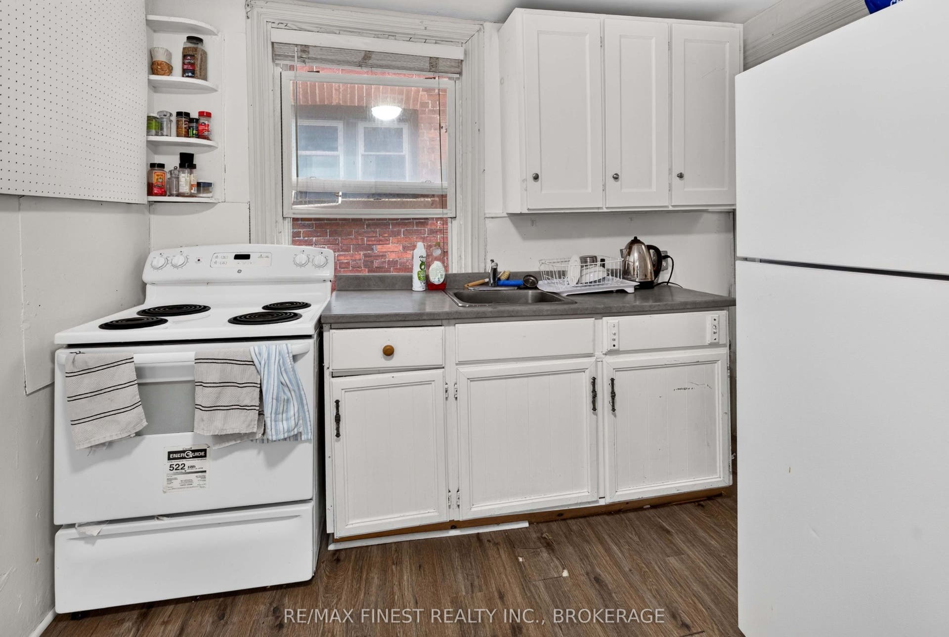 364 Brock Street, Kingston, Frontenac ON K7L 1T1