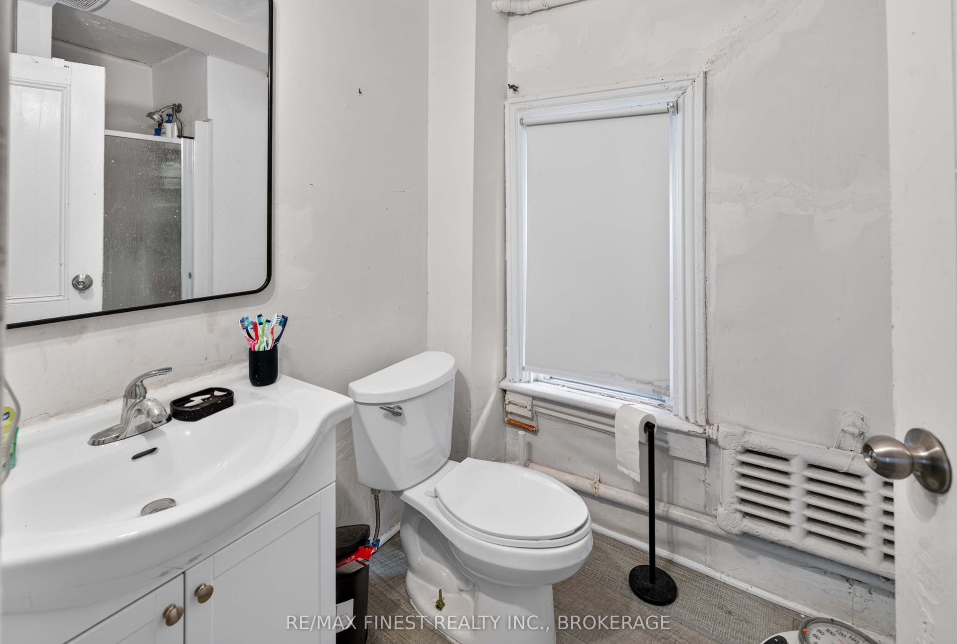 364 Brock Street, Kingston, Frontenac ON K7L 1T1
