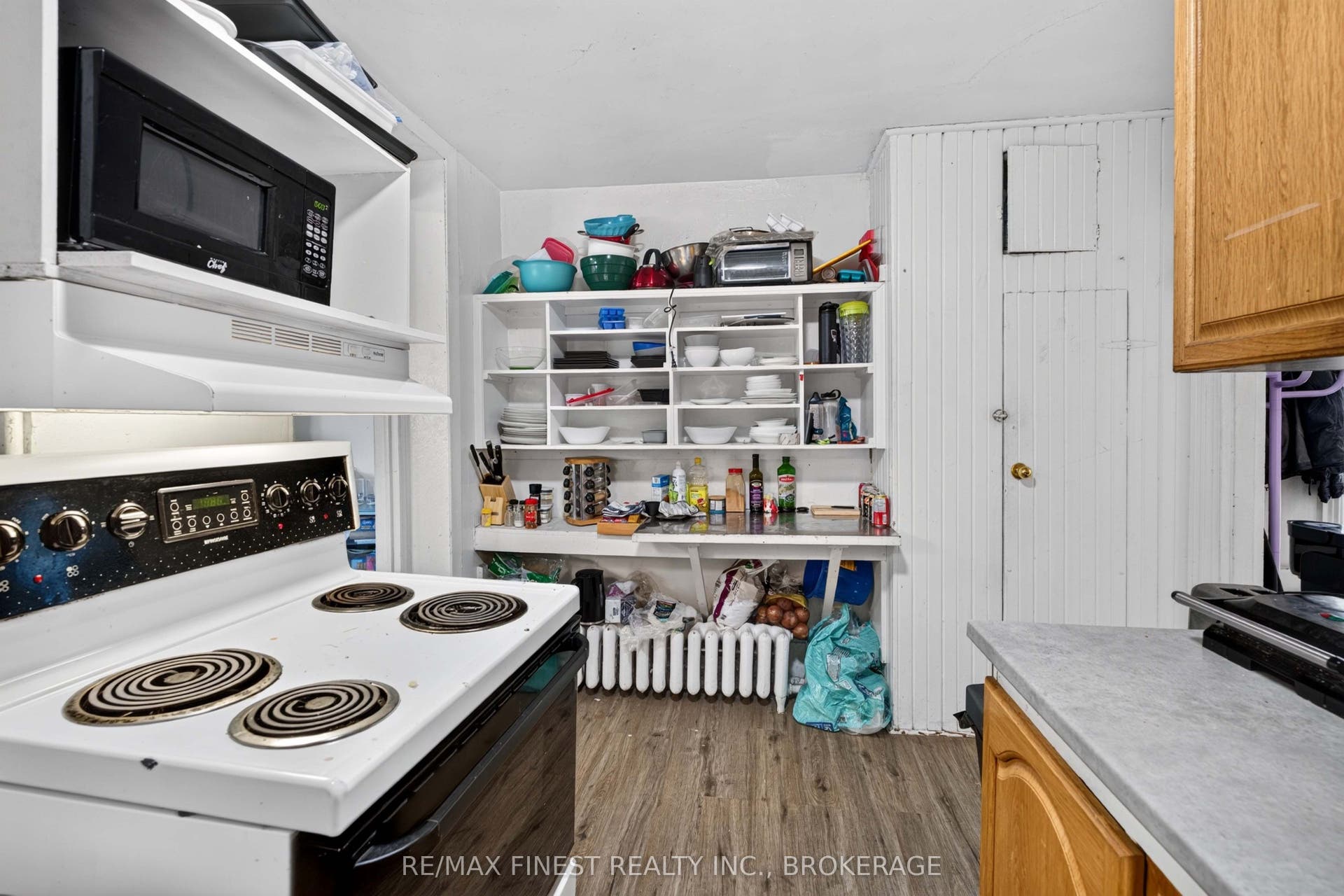 364 Brock Street, Kingston, Frontenac ON K7L 1T1