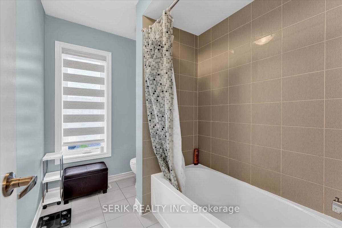 51 GEORGINA Street, Kitchener, Waterloo ON N2R 0S6 51 GEORGINA Street, Kitchener, Waterloo ON N2R 0S6