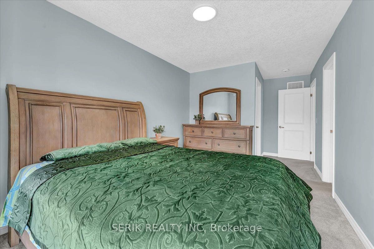 51 GEORGINA Street, Kitchener, Waterloo ON N2R 0S6 51 GEORGINA Street, Kitchener, Waterloo ON N2R 0S6