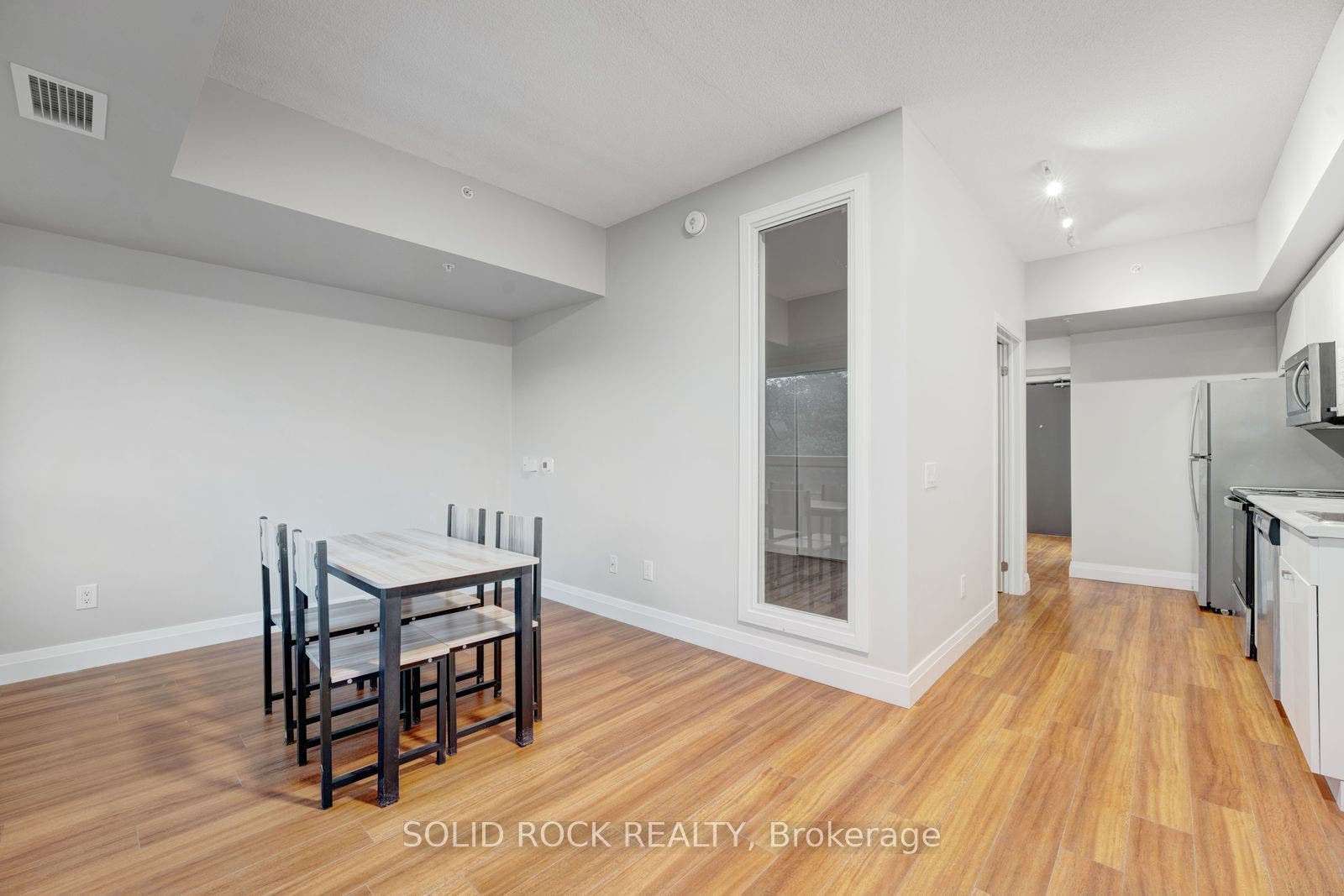 1 Wellington Street, #207, Brantford, Brantford ON N3T 2L3 1 Wellington Street, #207, Brantford, Brantford ON N3T 2L3
