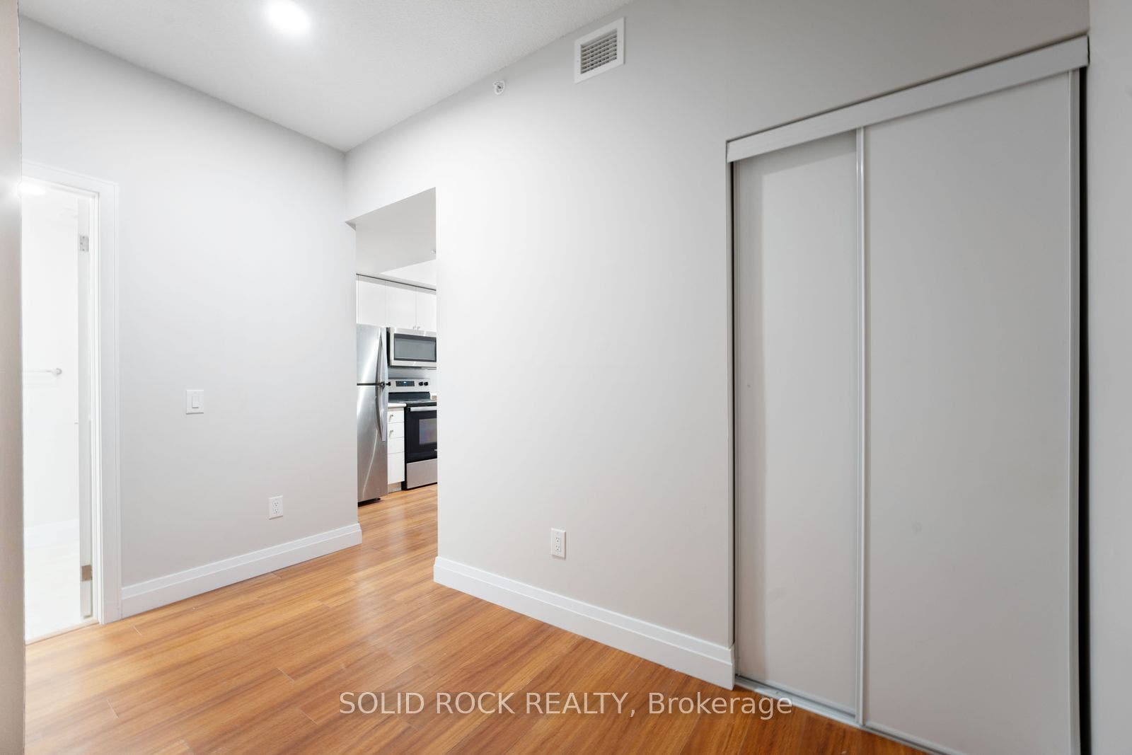 1 Wellington Street, #207, Brantford, Brantford ON N3T 2L3 1 Wellington Street, #207, Brantford, Brantford ON N3T 2L3