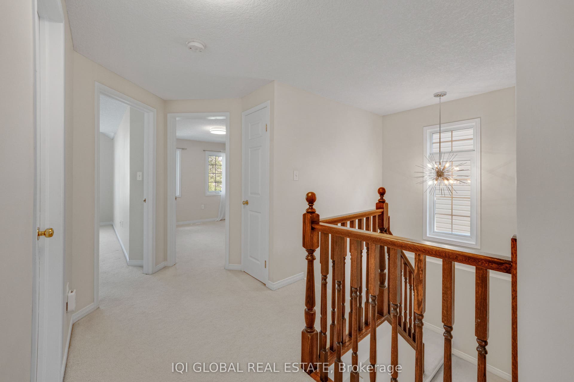 565 Wild Iris Avenue, Waterloo, Waterloo ON N2V 2X5 565 Wild Iris Avenue, Waterloo, Waterloo ON N2V 2X5