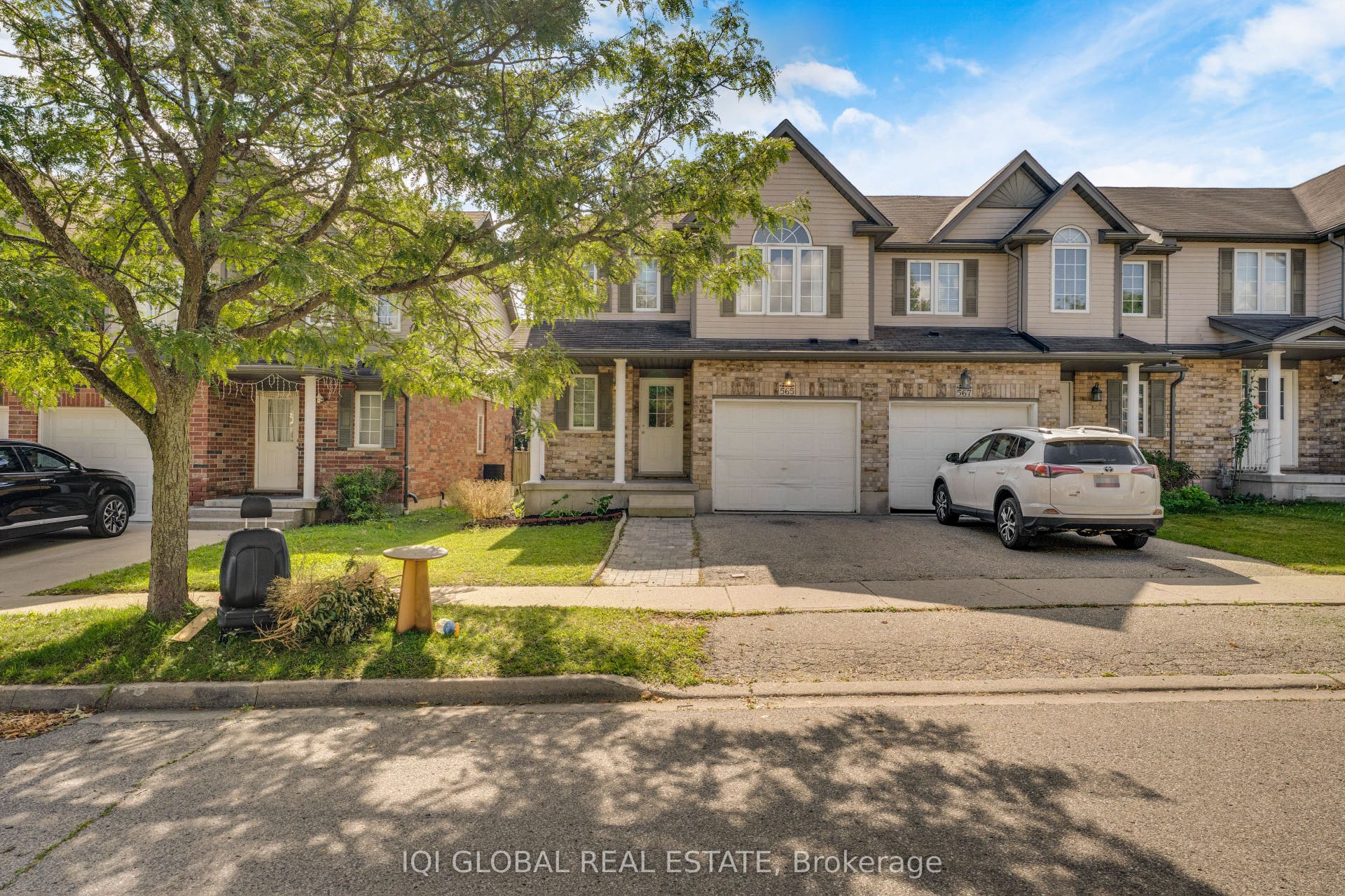 565 Wild Iris Avenue, Waterloo, Waterloo ON N2V 2X5 565 Wild Iris Avenue, Waterloo, Waterloo ON N2V 2X5