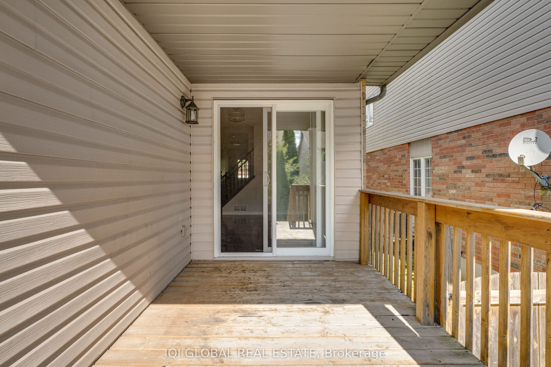 565 Wild Iris Avenue, Waterloo, Waterloo ON N2V 2X5 565 Wild Iris Avenue, Waterloo, Waterloo ON N2V 2X5