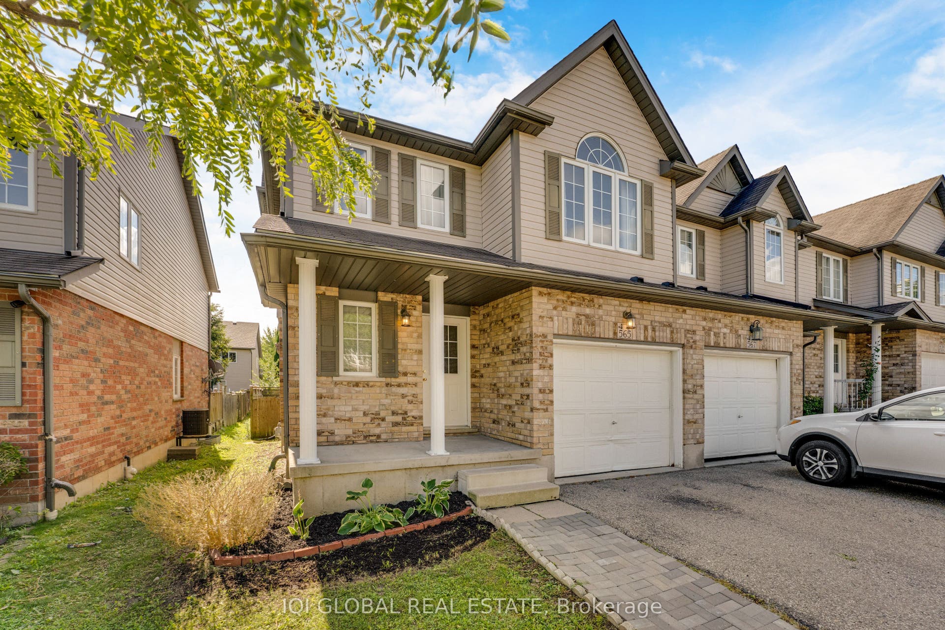 565 Wild Iris Avenue, Waterloo, Waterloo ON N2V 2X5 565 Wild Iris Avenue, Waterloo, Waterloo ON N2V 2X5