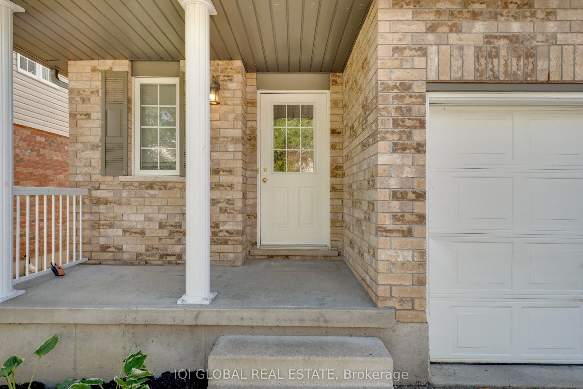 565 Wild Iris Avenue, Waterloo, Waterloo ON N2V 2X5 565 Wild Iris Avenue, Waterloo, Waterloo ON N2V 2X5