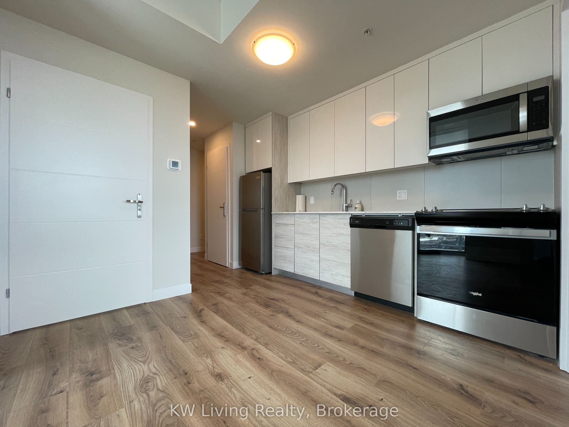 60 Frederick Street, #3202, Kitchener, Waterloo ON N2H 0C7 60 Frederick Street, #3202, Kitchener, Waterloo ON N2H 0C7