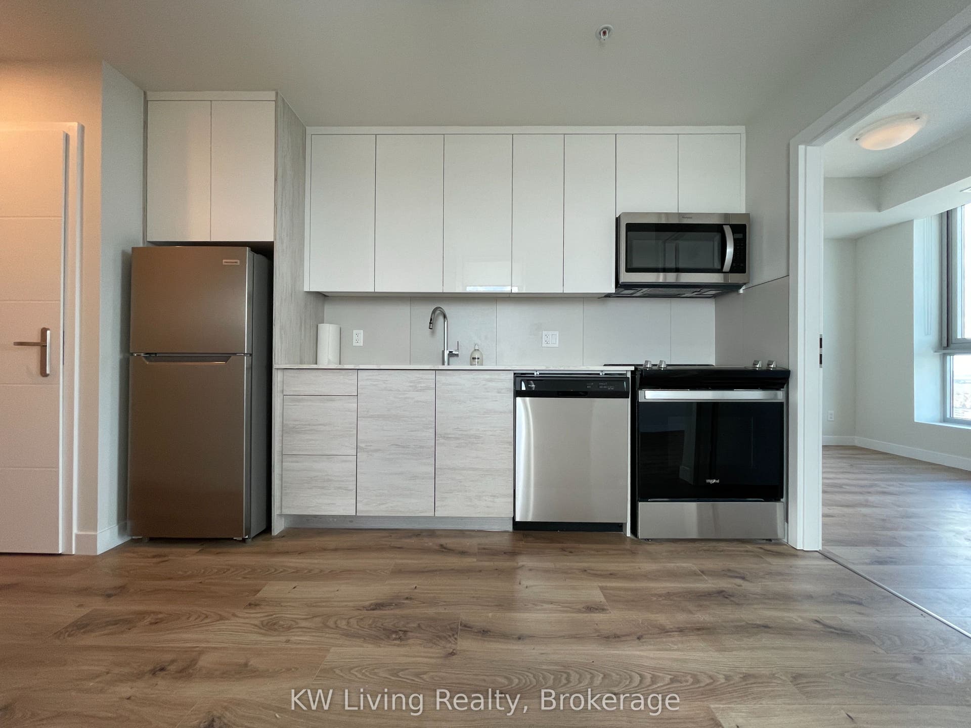 60 Frederick Street, #3202, Kitchener, Waterloo ON N2H 0C7 60 Frederick Street, #3202, Kitchener, Waterloo ON N2H 0C7