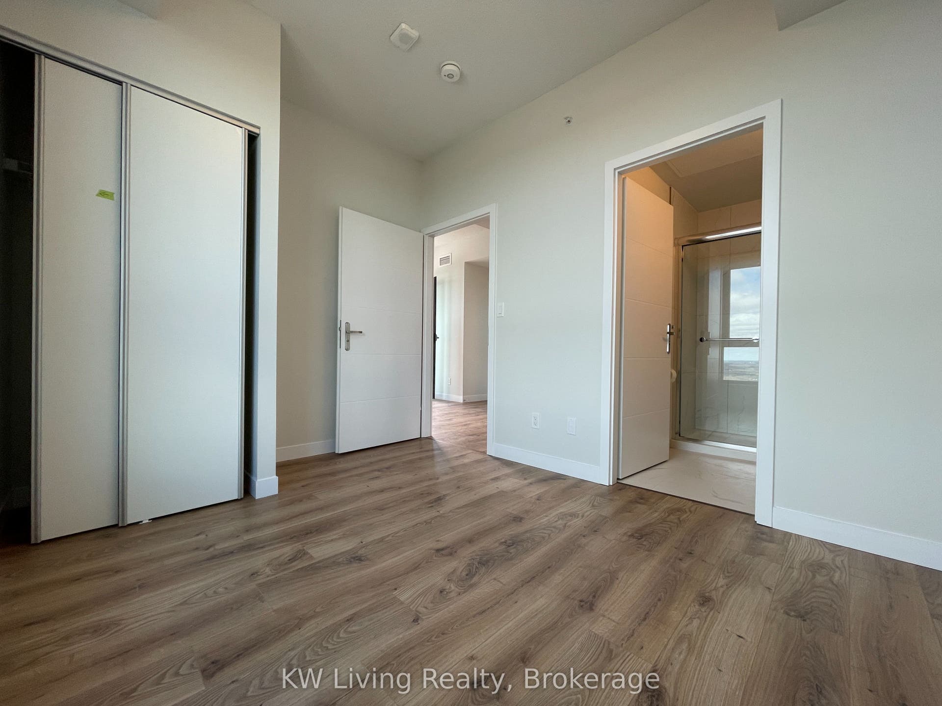 60 Frederick Street, #3202, Kitchener, Waterloo ON N2H 0C7 60 Frederick Street, #3202, Kitchener, Waterloo ON N2H 0C7