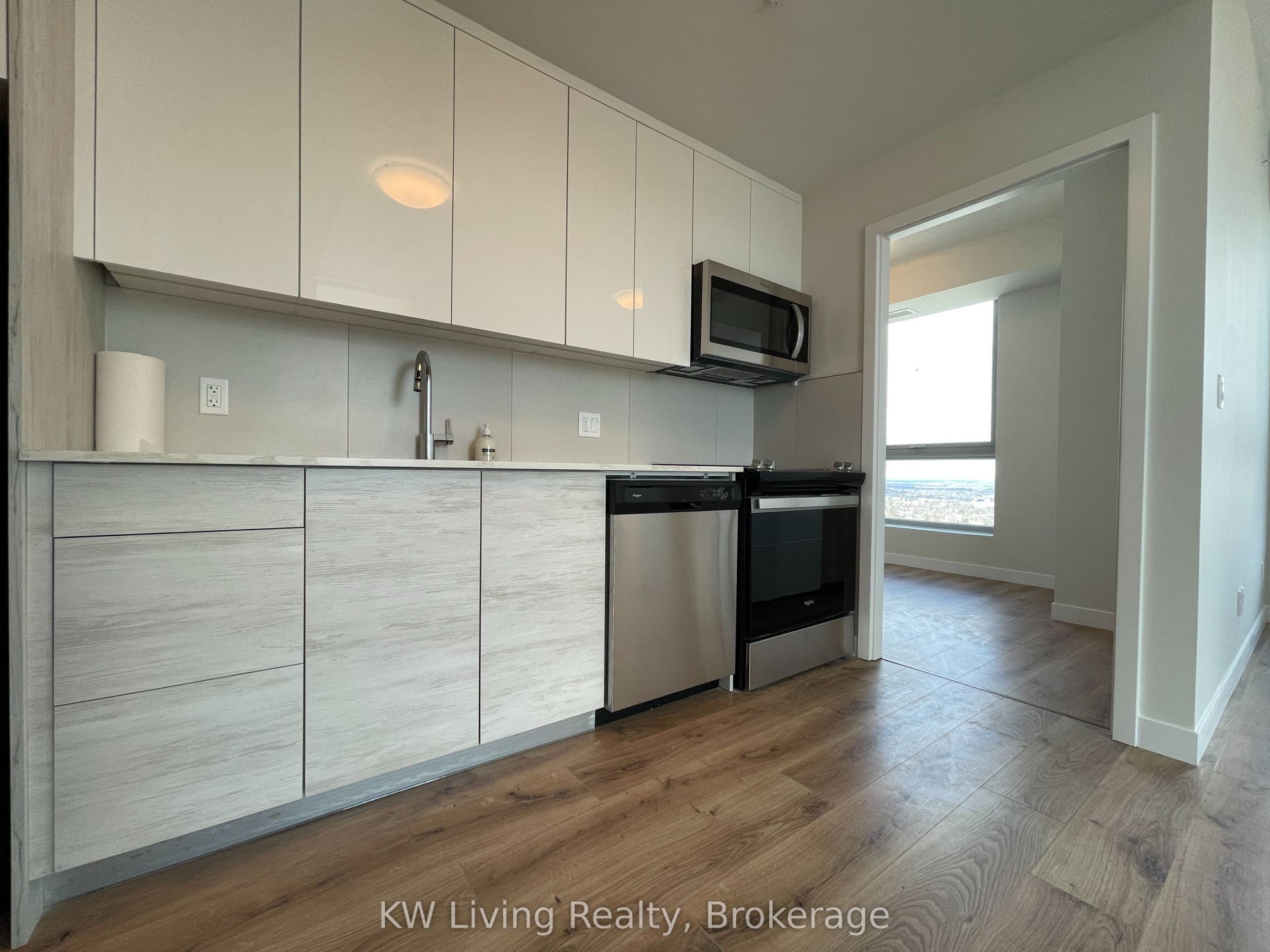 60 Frederick Street, #3202, Kitchener, Waterloo ON N2H 0C7 60 Frederick Street, #3202, Kitchener, Waterloo ON N2H 0C7